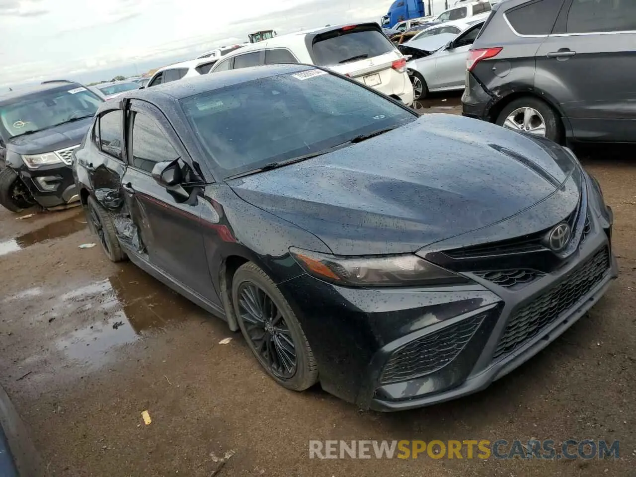 4 fotografías del automóvil dañado 4T1G11BK3MU026571 TOYOTA CAMRY 2021