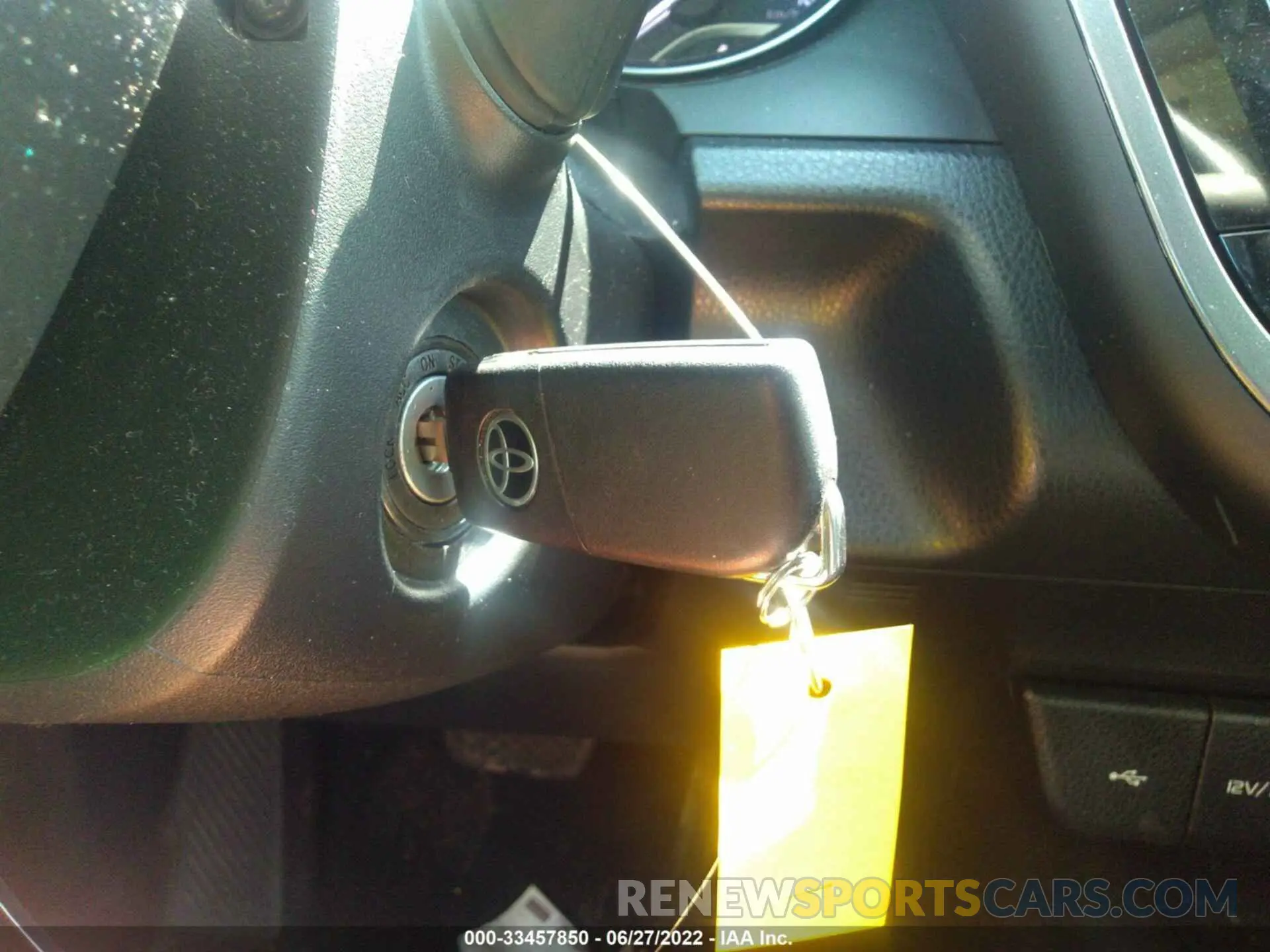11 fotografías del automóvil dañado 4T1G11BK4MU026613 TOYOTA CAMRY 2021