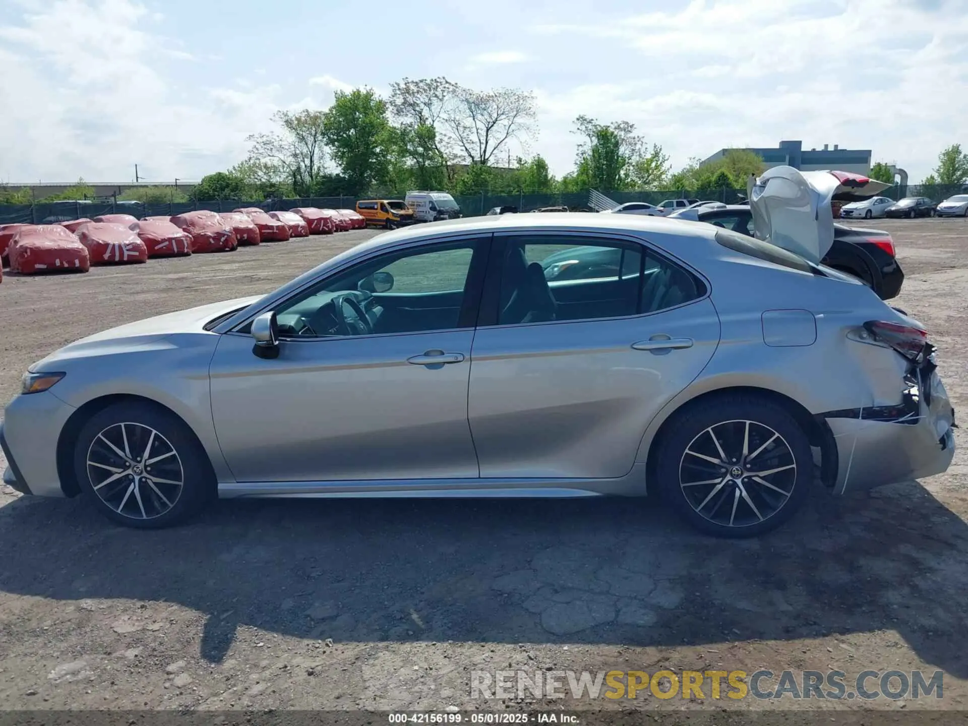 15 fotografías del automóvil dañado 4T1G11BK4MU033349 TOYOTA CAMRY 2021