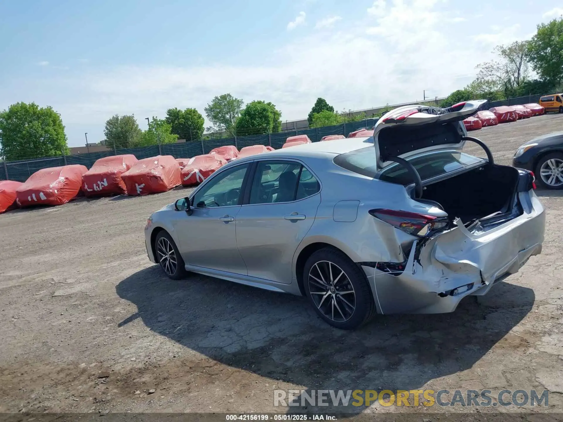 3 fotografías del automóvil dañado 4T1G11BK4MU033349 TOYOTA CAMRY 2021