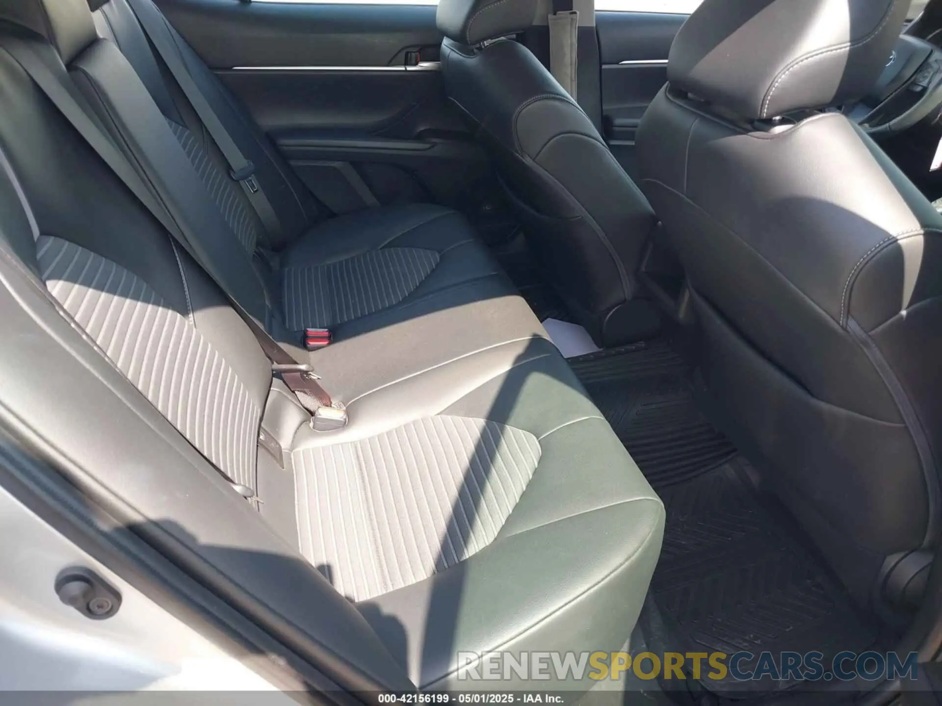 8 fotografías del automóvil dañado 4T1G11BK4MU033349 TOYOTA CAMRY 2021