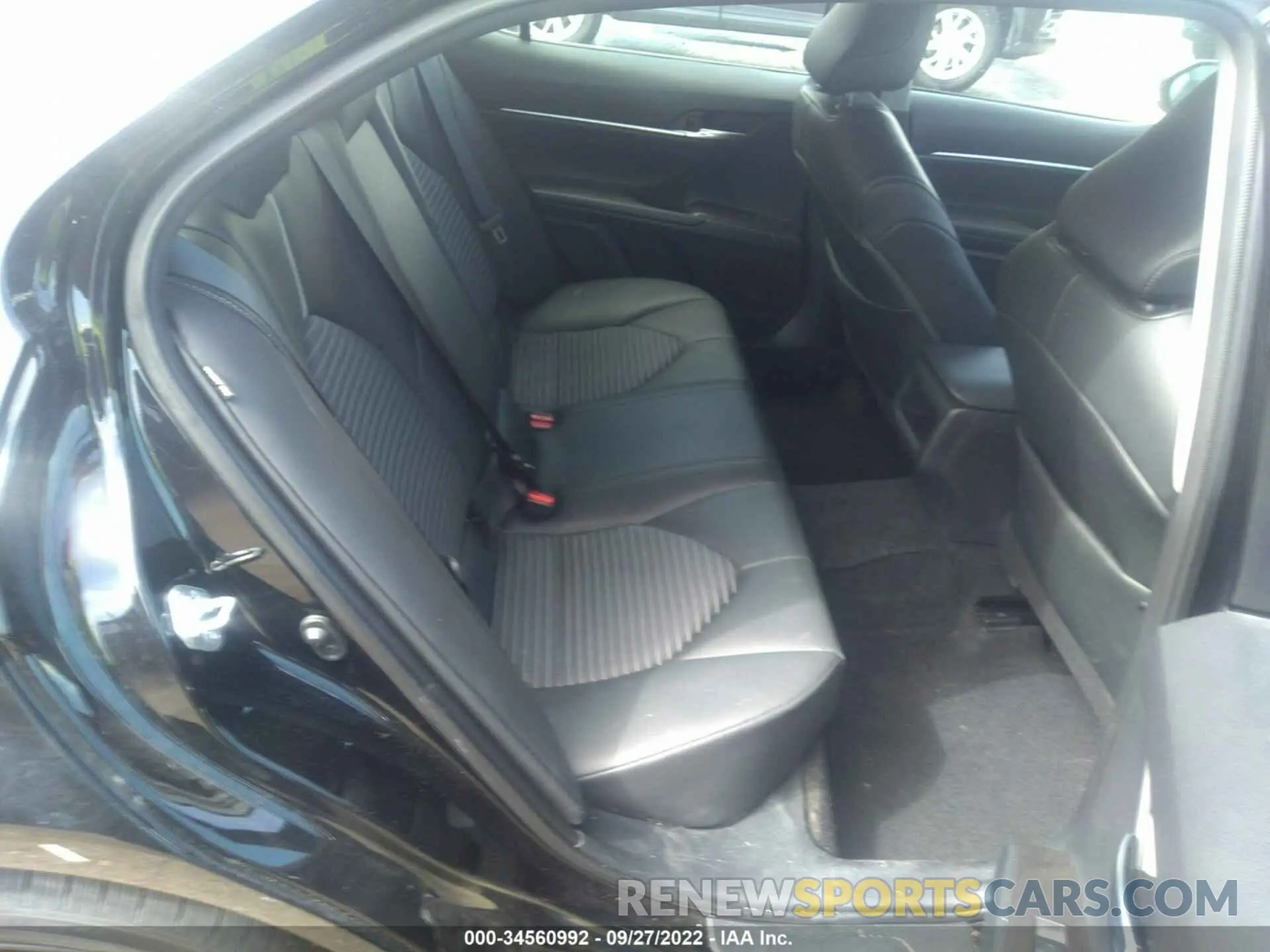 8 fotografías del automóvil dañado 4T1G11BK6MU028329 TOYOTA CAMRY 2021