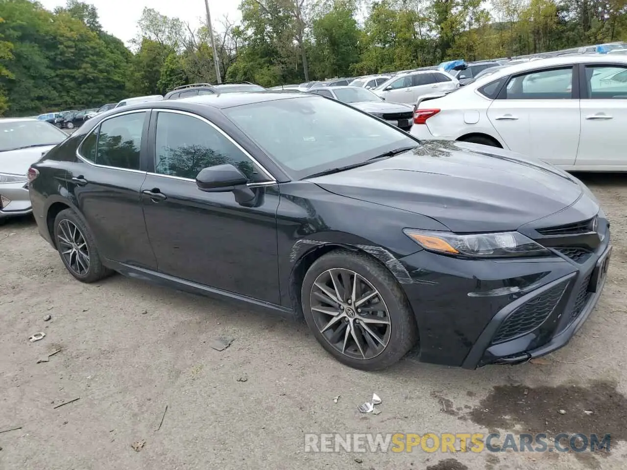 4 fotografías del automóvil dañado 4T1G11BK6MU038763 TOYOTA CAMRY 2021