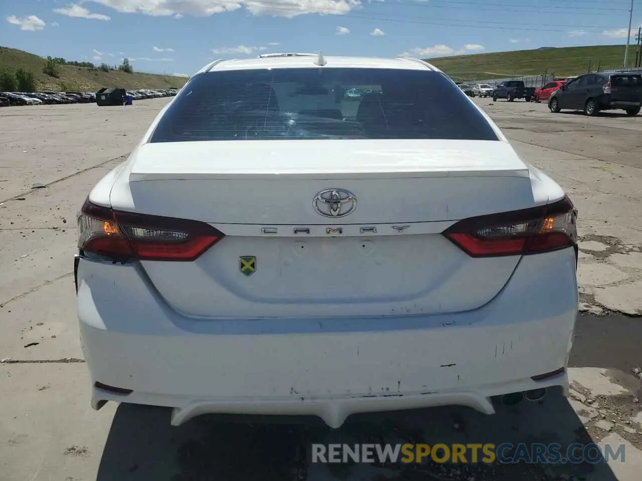 6 fotografías del automóvil dañado 4T1G11BK7MU029781 TOYOTA CAMRY 2021