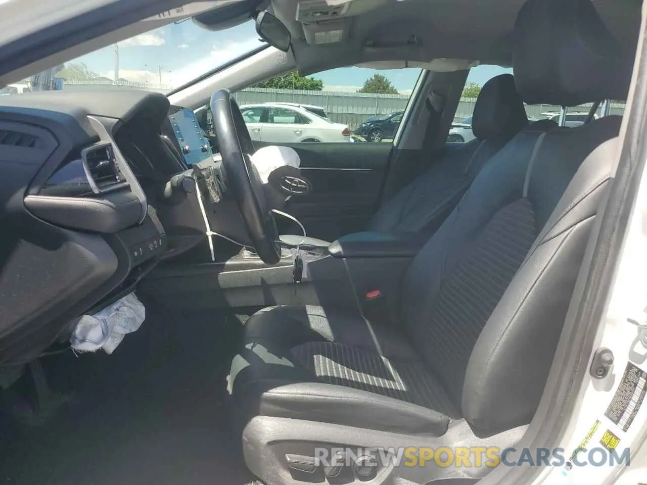 7 fotografías del automóvil dañado 4T1G11BK7MU029781 TOYOTA CAMRY 2021