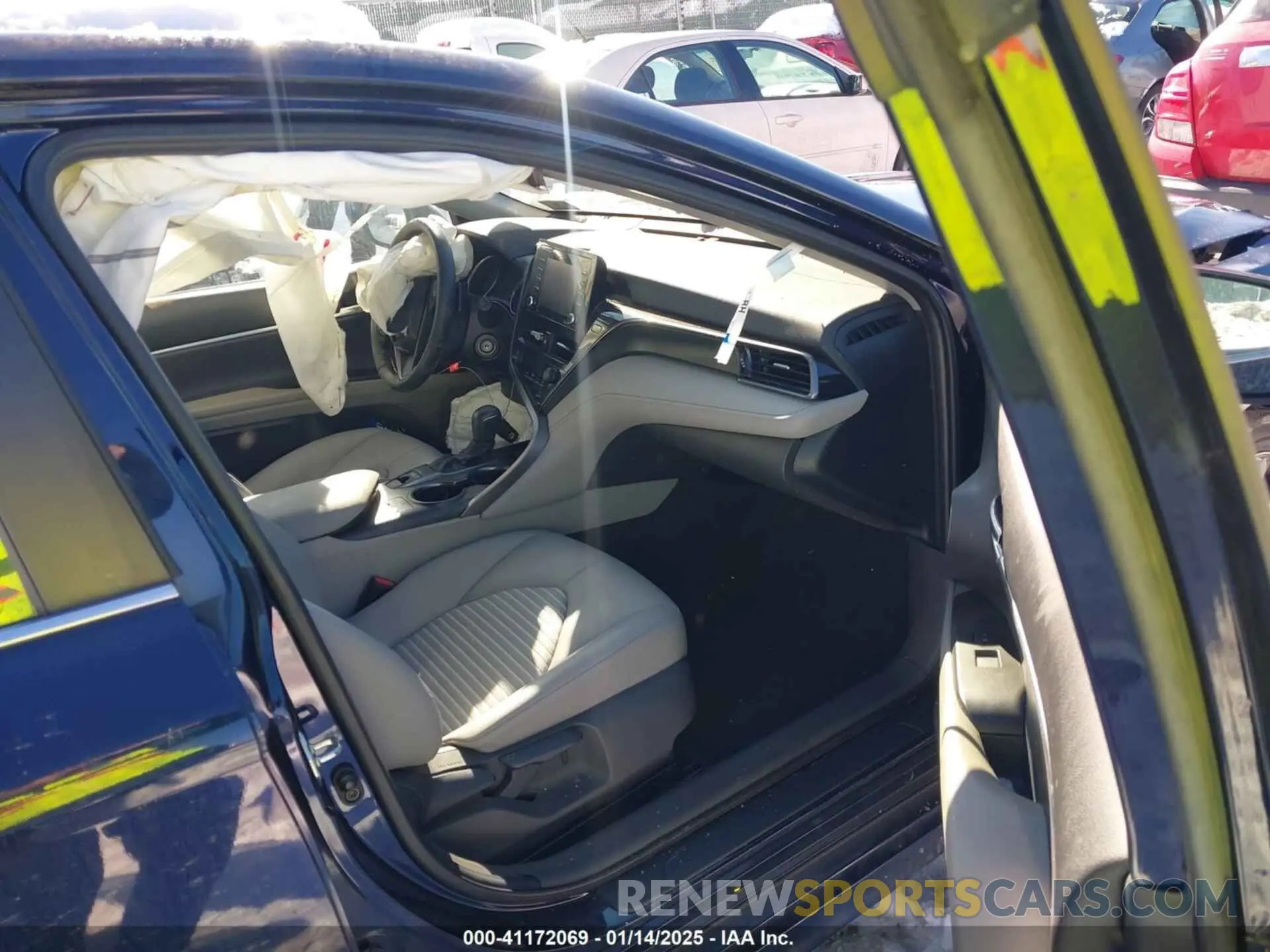 5 fotografías del automóvil dañado 4T1G11BK8MU020037 TOYOTA CAMRY 2021