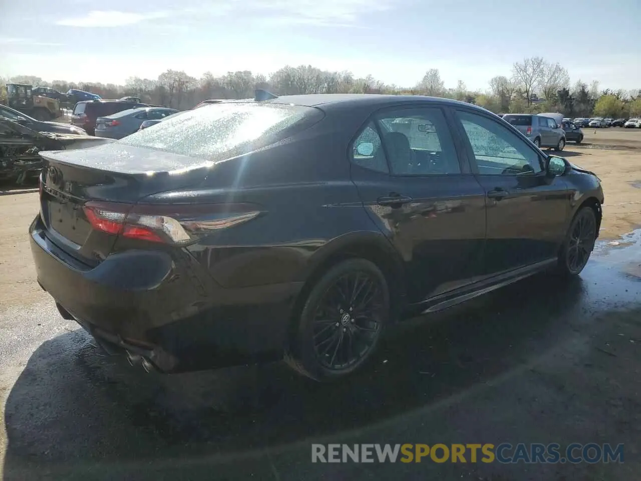 3 fotografías del automóvil dañado 4T1G11BK8MU031586 TOYOTA CAMRY 2021