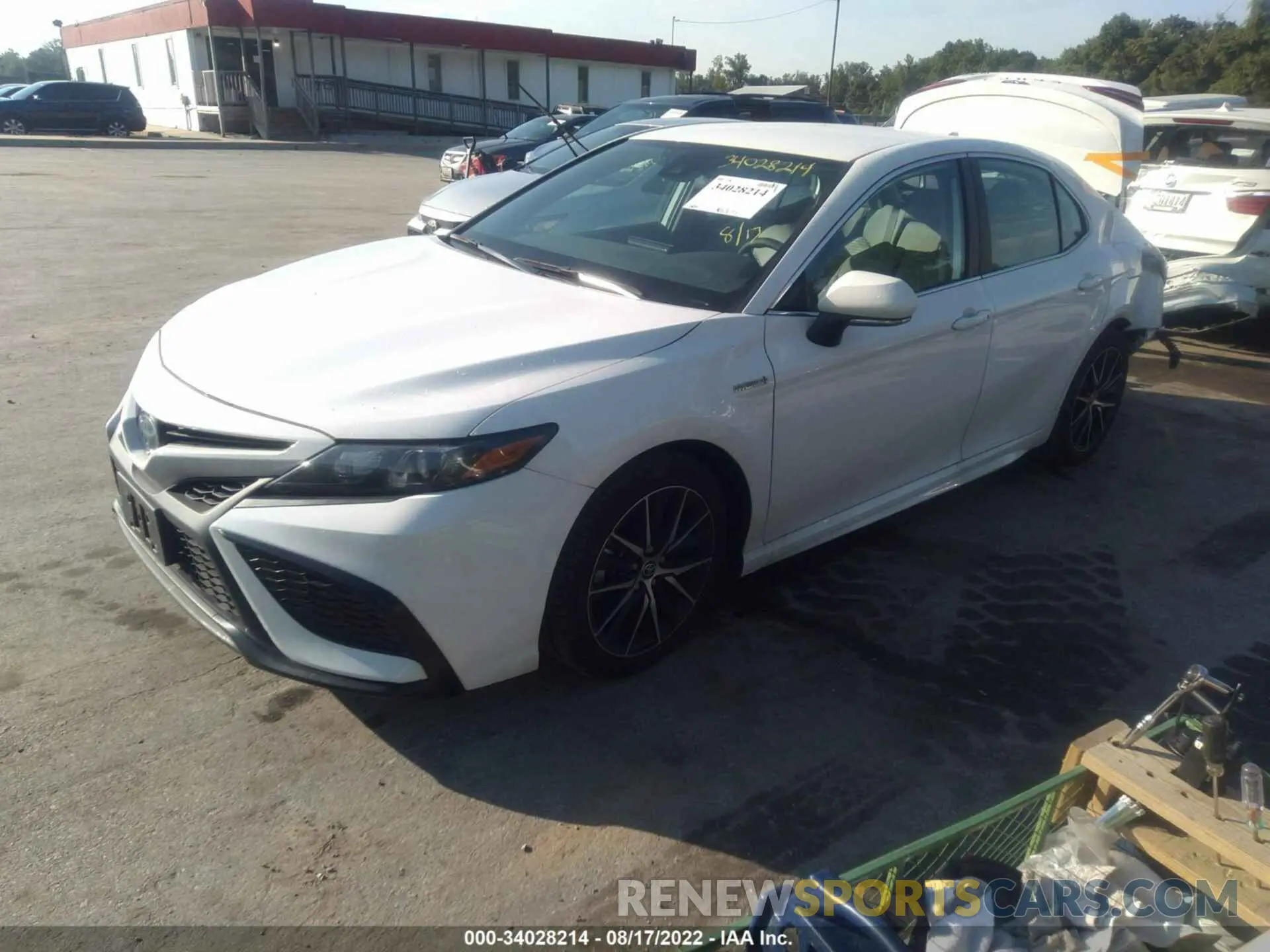 2 fotografías del automóvil dañado 4T1G31AK1MU564391 TOYOTA CAMRY 2021