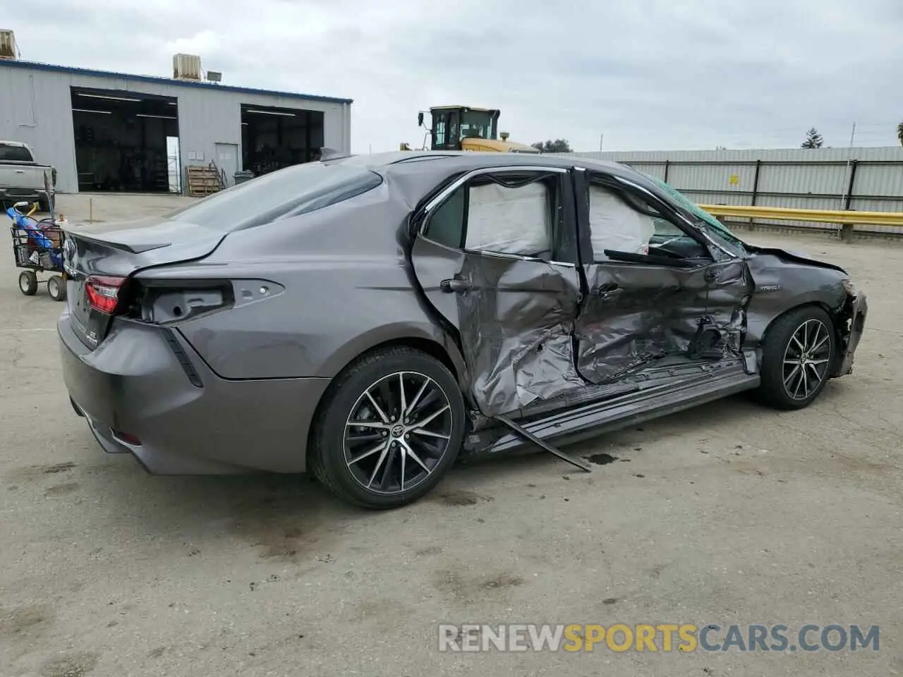 3 fotografías del automóvil dañado 4T1G31AK2MU555974 TOYOTA CAMRY 2021