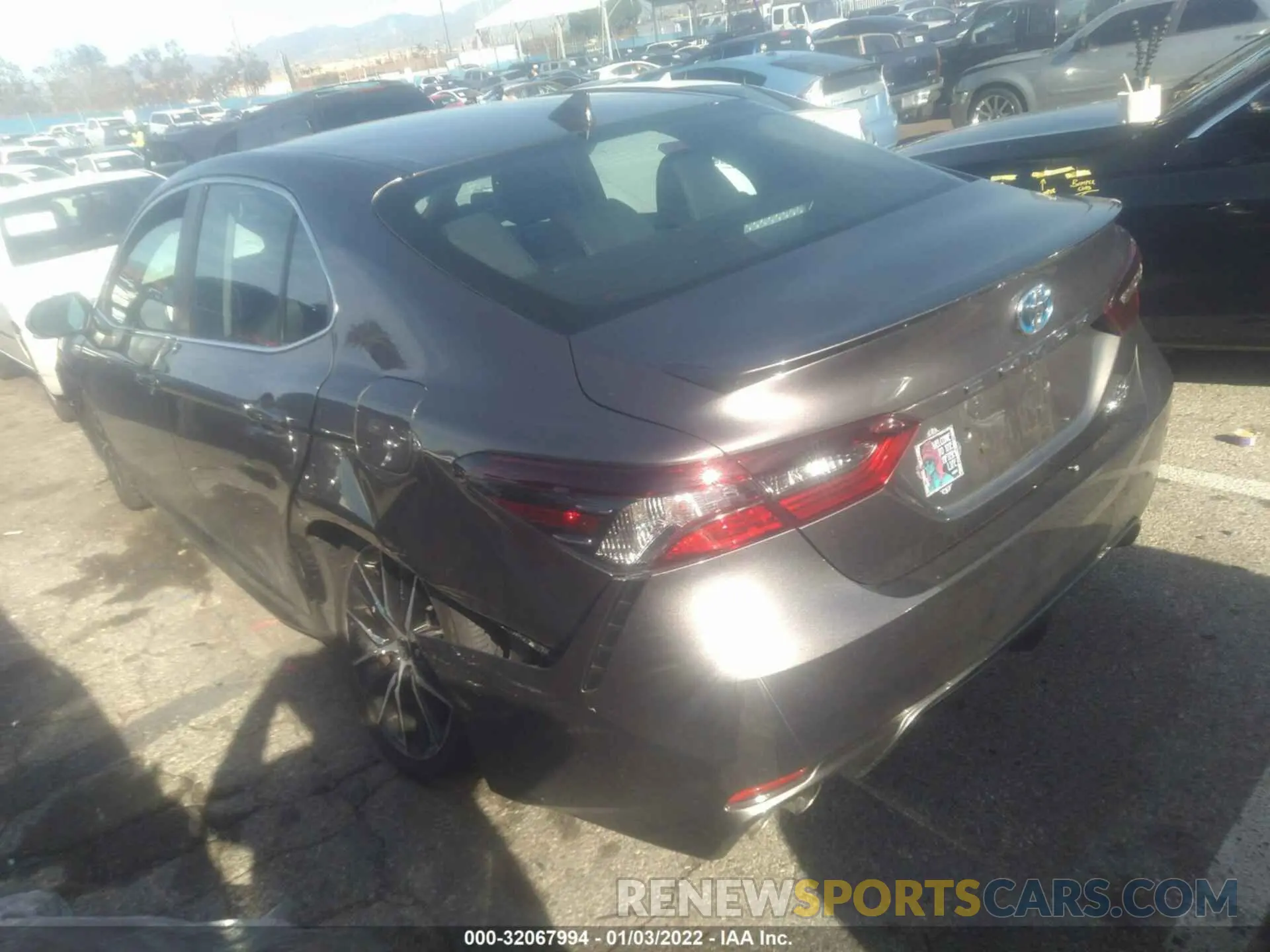 3 fotografías del automóvil dañado 4T1G31AK4MU027949 TOYOTA CAMRY 2021
