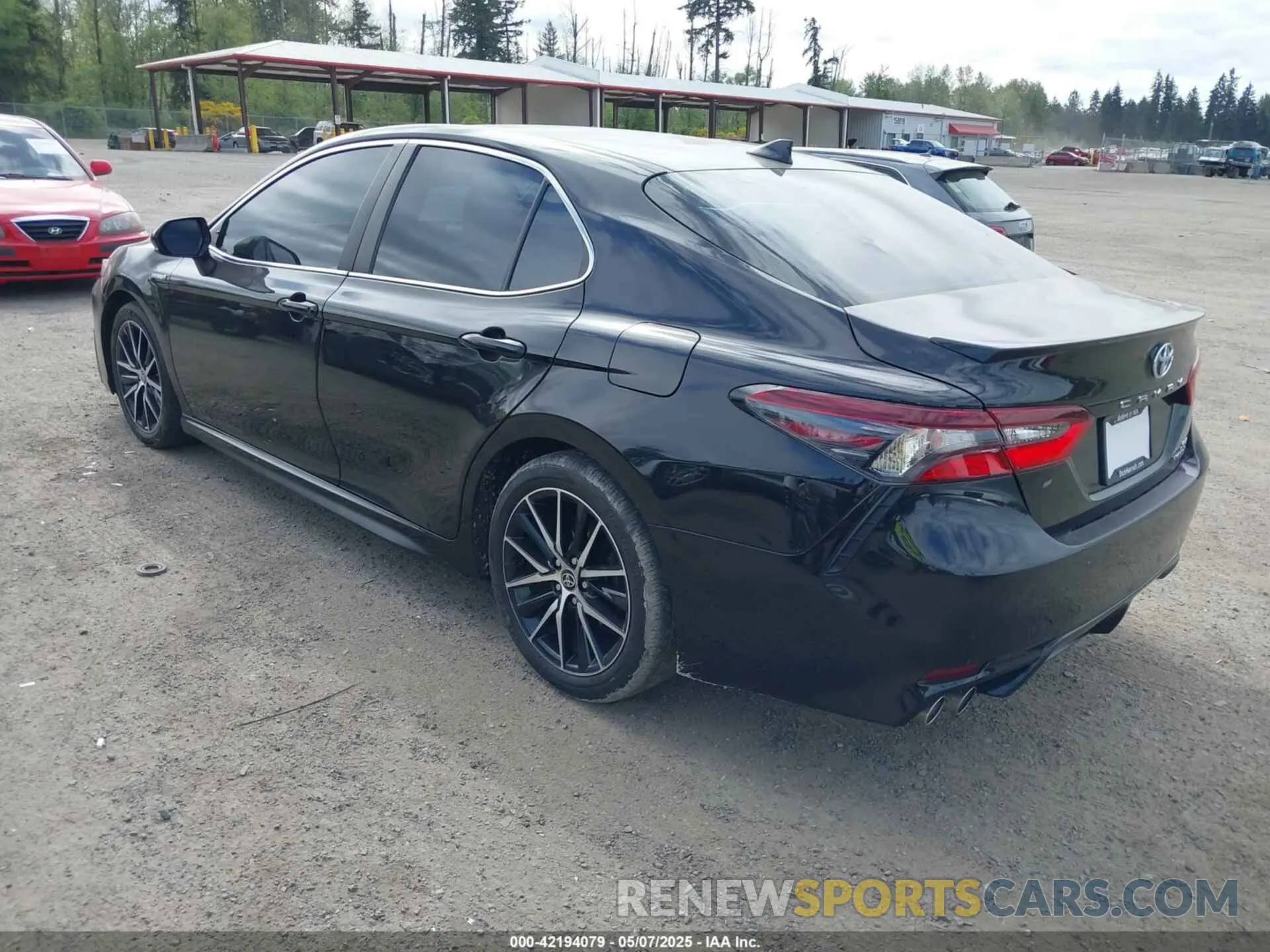 3 fotografías del automóvil dañado 4T1G31AK4MU560903 TOYOTA CAMRY 2021