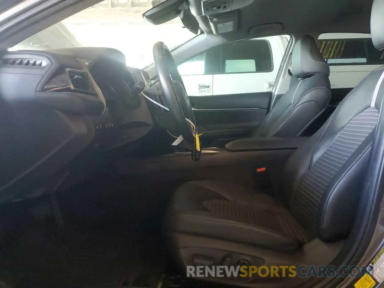 7 fotografías del automóvil dañado 4T1G31AK5MU566466 TOYOTA CAMRY 2021