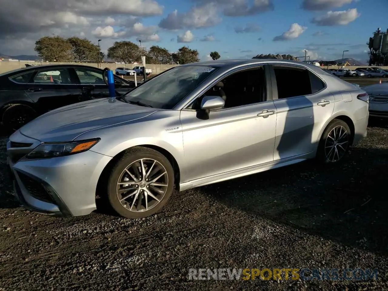 1 fotografías del automóvil dañado 4T1G31AK6MU557744 TOYOTA CAMRY 2021