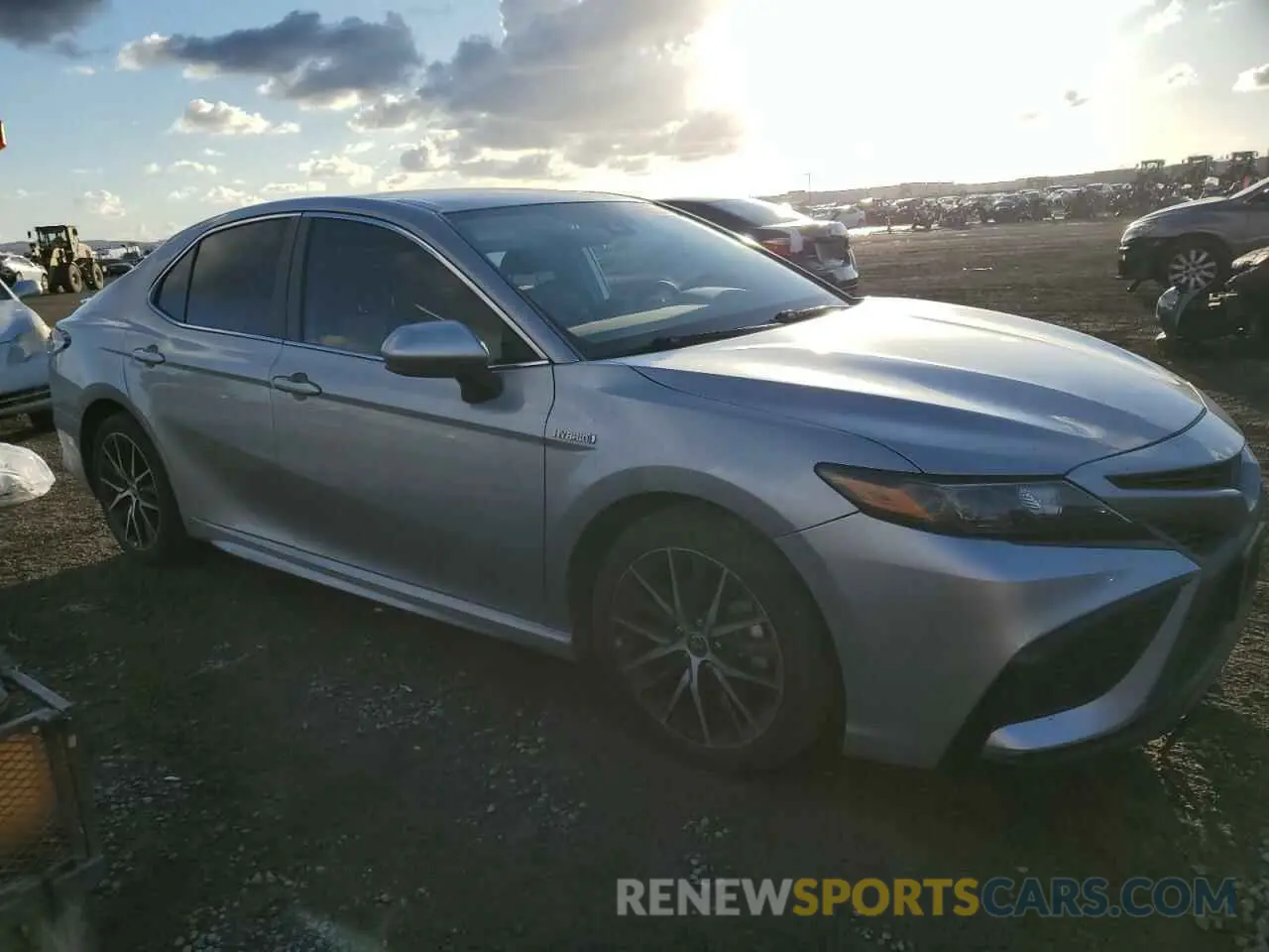 4 fotografías del automóvil dañado 4T1G31AK6MU557744 TOYOTA CAMRY 2021