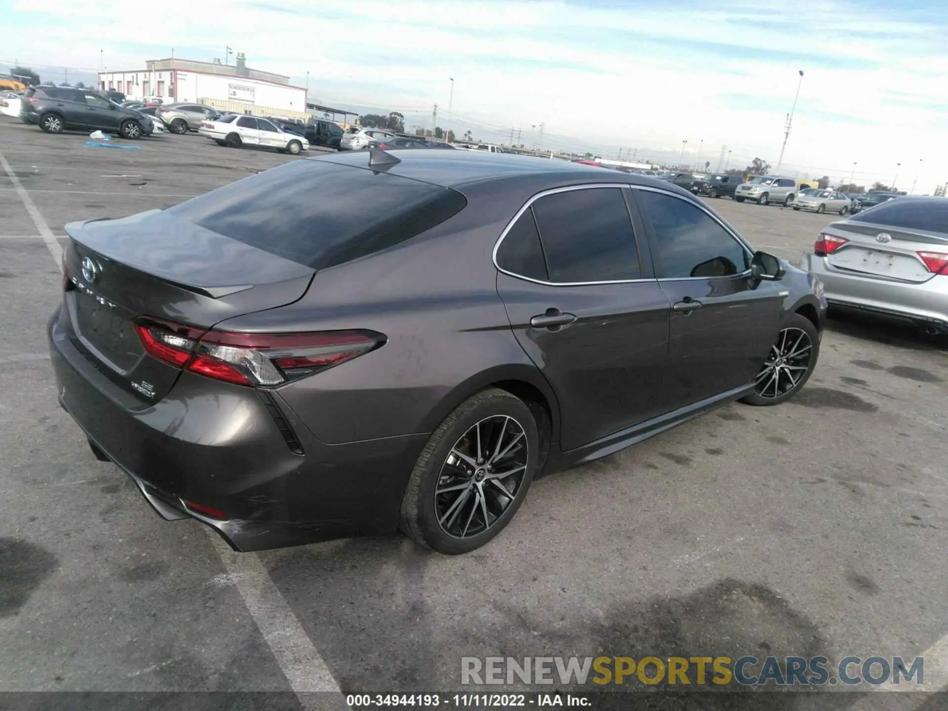 4 fotografías del automóvil dañado 4T1G31AK8MU559012 TOYOTA CAMRY 2021