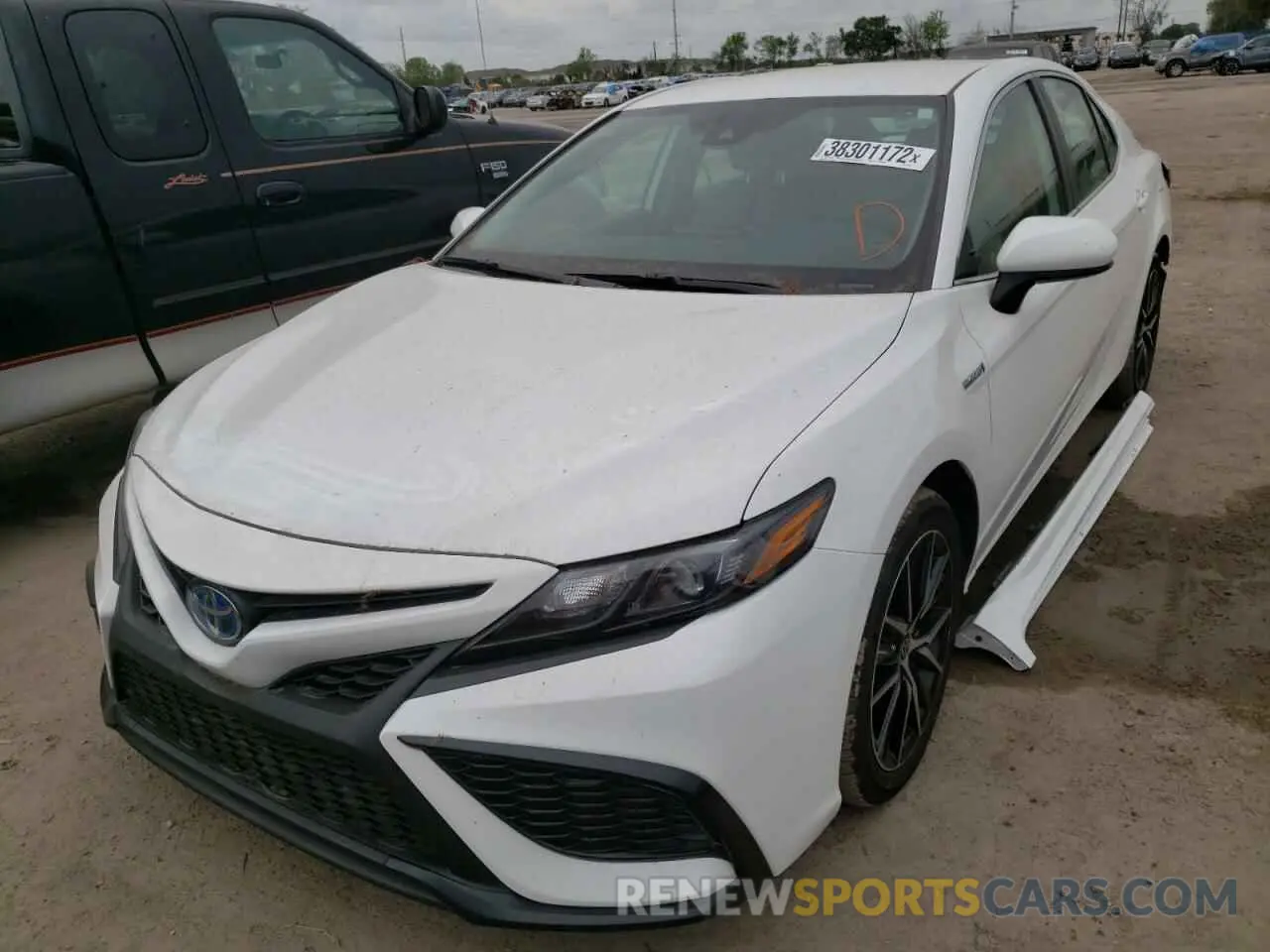 2 fotografías del automóvil dañado 4T1G31AK8MU562718 TOYOTA CAMRY 2021