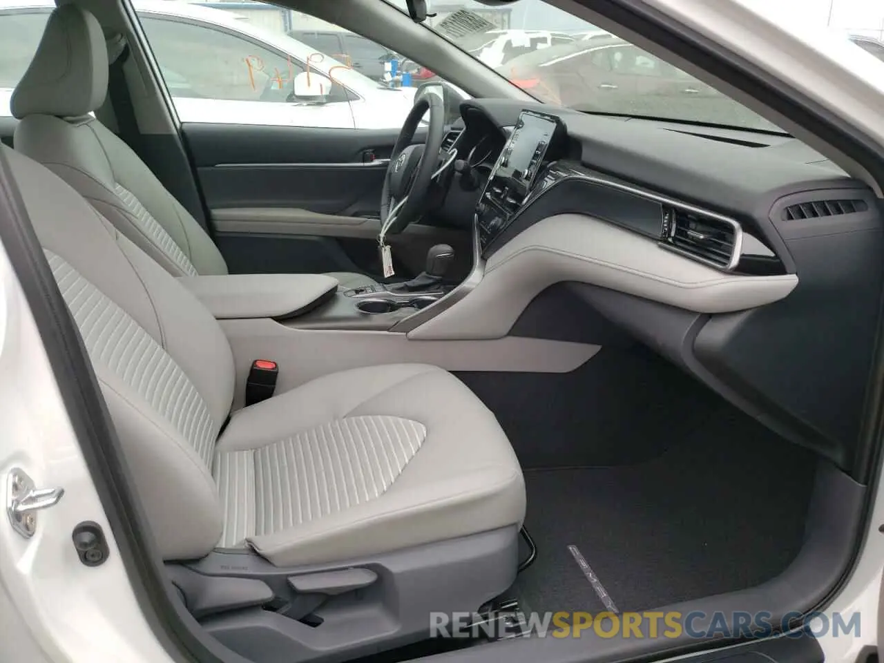 5 fotografías del automóvil dañado 4T1G31AK8MU562718 TOYOTA CAMRY 2021