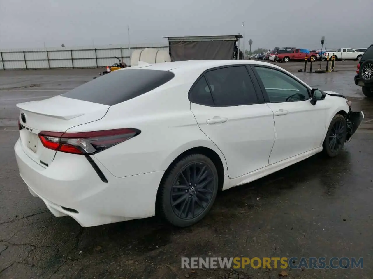 3 fotografías del automóvil dañado 4T1G31AK9MU021810 TOYOTA CAMRY 2021
