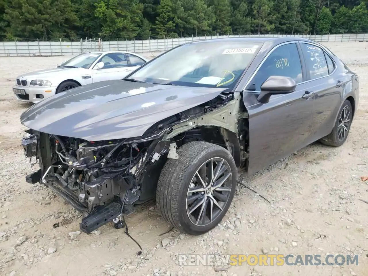 2 fotografías del automóvil dañado 4T1G31AK9MU551095 TOYOTA CAMRY 2021