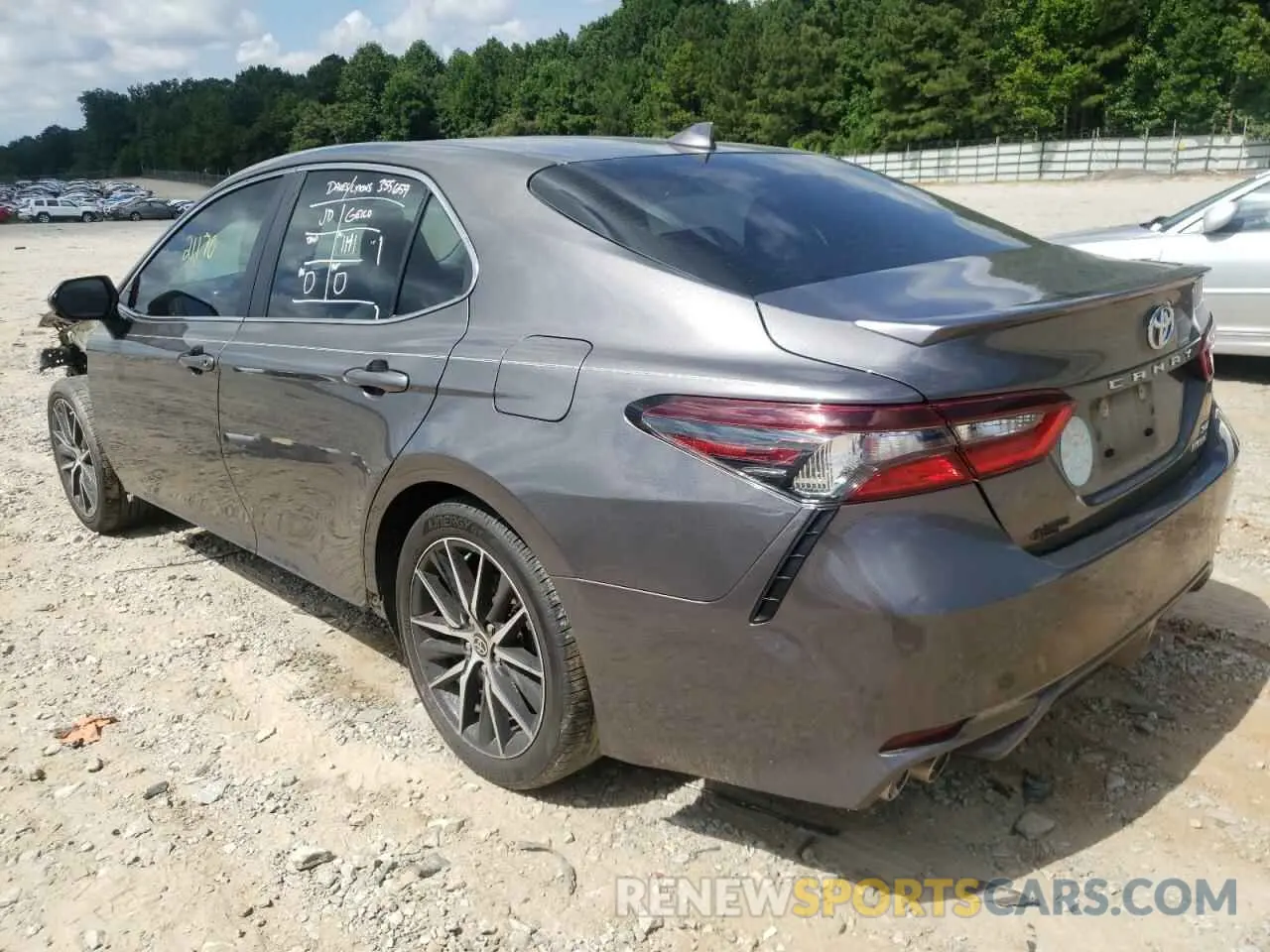 3 fotografías del automóvil dañado 4T1G31AK9MU551095 TOYOTA CAMRY 2021