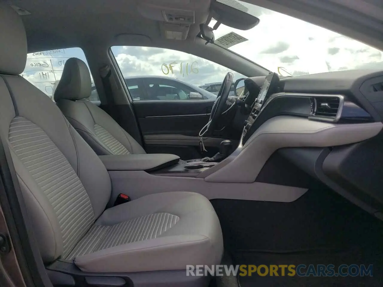 5 fotografías del automóvil dañado 4T1G31AK9MU551095 TOYOTA CAMRY 2021
