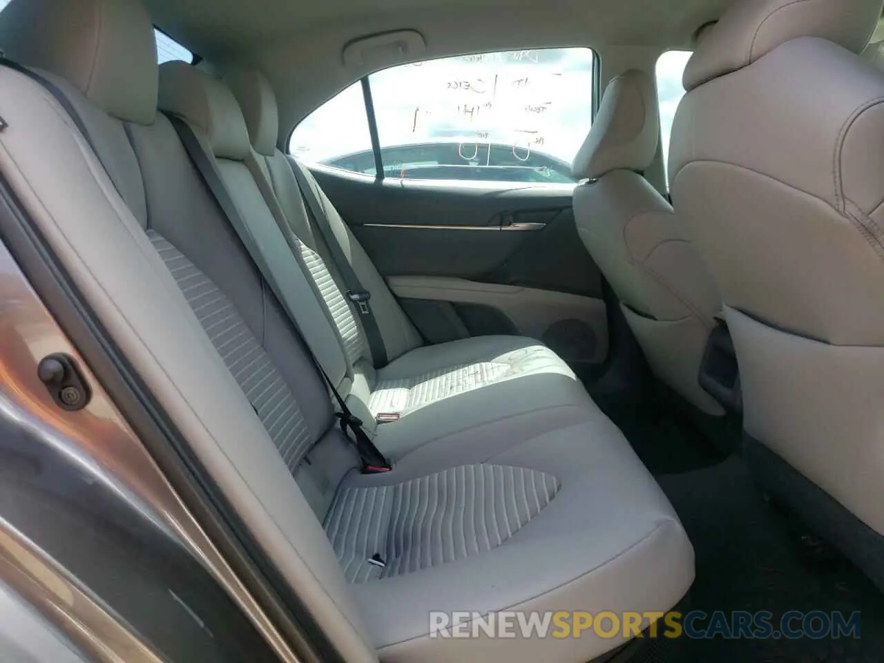 6 fotografías del automóvil dañado 4T1G31AK9MU551095 TOYOTA CAMRY 2021