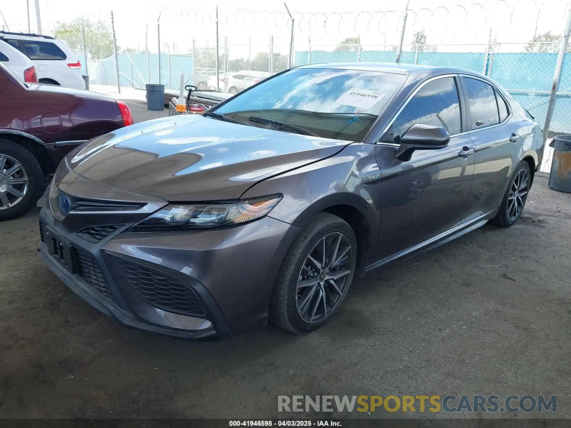 2 fotografías del automóvil dañado 4T1G31AKXMU028863 TOYOTA CAMRY 2021