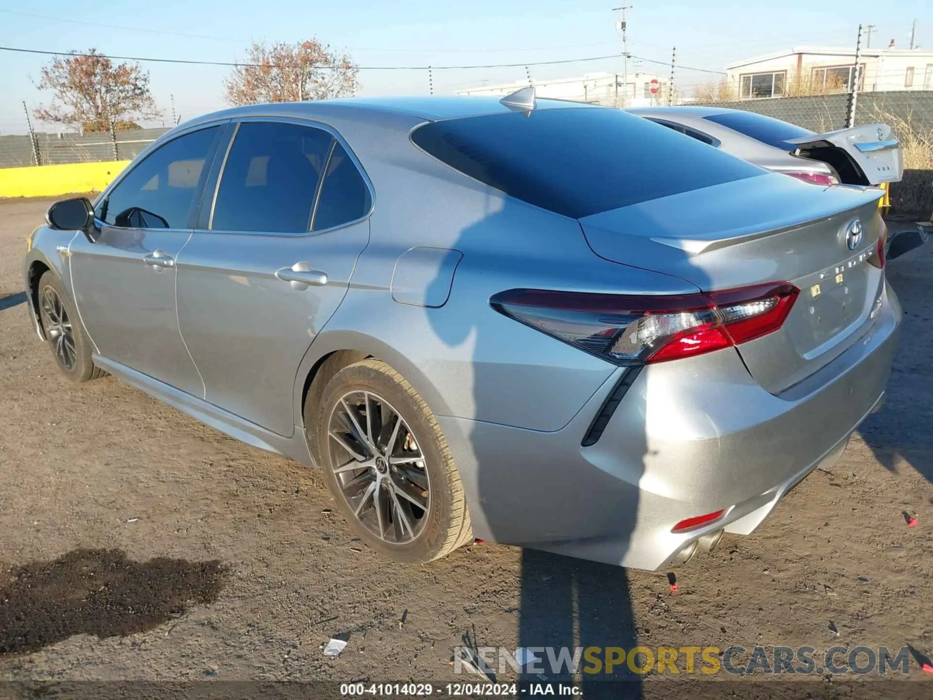 3 fotografías del automóvil dañado 4T1G31AKXMU567872 TOYOTA CAMRY 2021