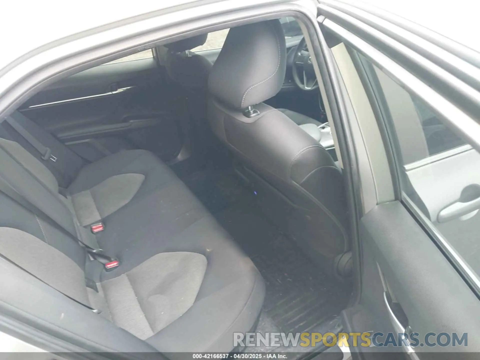 8 fotografías del automóvil dañado 4T1H31AK2MU027484 TOYOTA CAMRY 2021