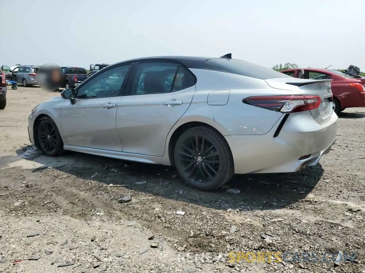 2 fotografías del automóvil dañado 4T1K31AK0MU021978 TOYOTA CAMRY 2021