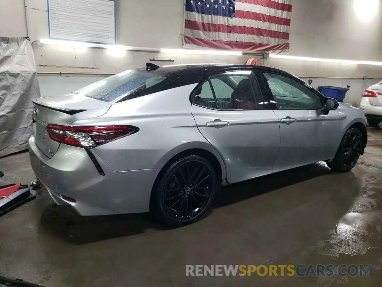 3 fotografías del automóvil dañado 4T1K31AK1MU028521 TOYOTA CAMRY 2021