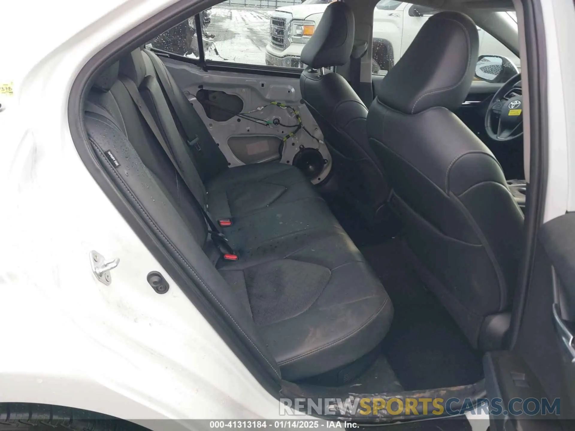 8 fotografías del automóvil dañado 4T1K31AK1MU564966 TOYOTA CAMRY 2021