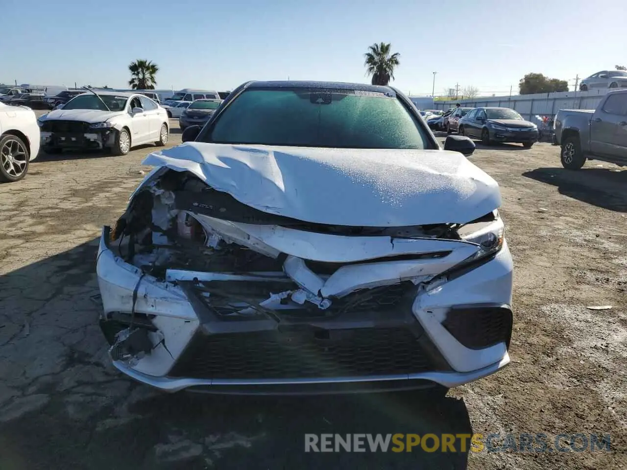 5 fotografías del automóvil dañado 4T1K31AK2MU030441 TOYOTA CAMRY 2021