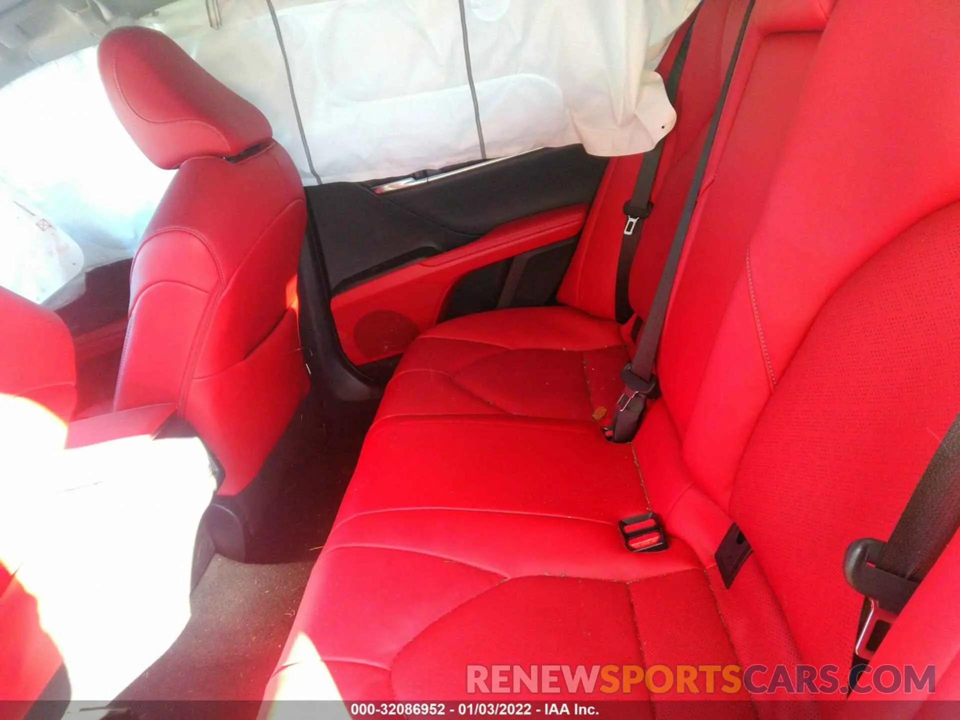 8 fotografías del automóvil dañado 4T1K31AK2MU549733 TOYOTA CAMRY 2021