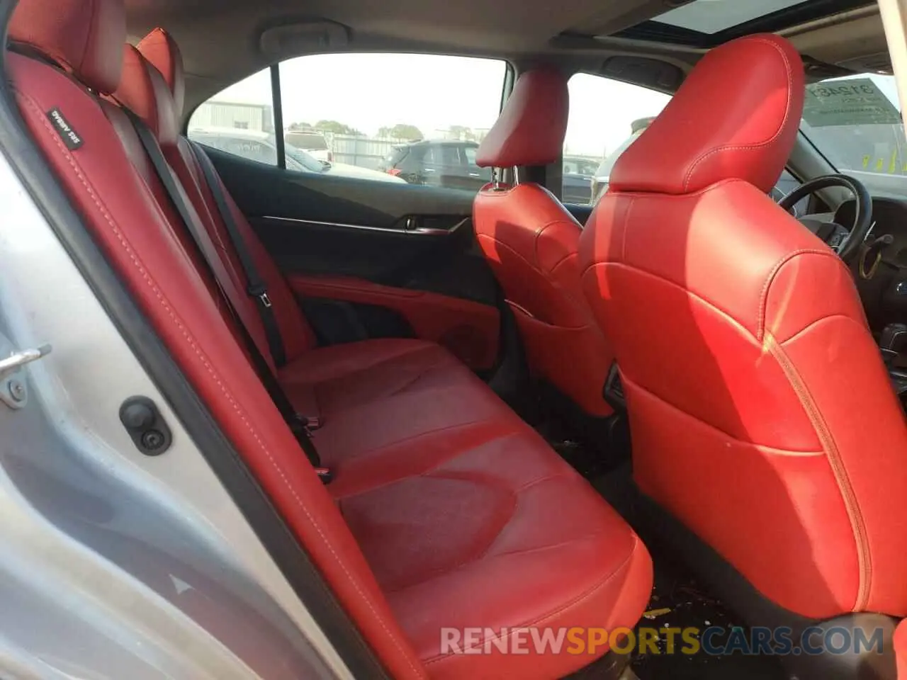 10 fotografías del automóvil dañado 4T1K31AK4MU022146 TOYOTA CAMRY 2021