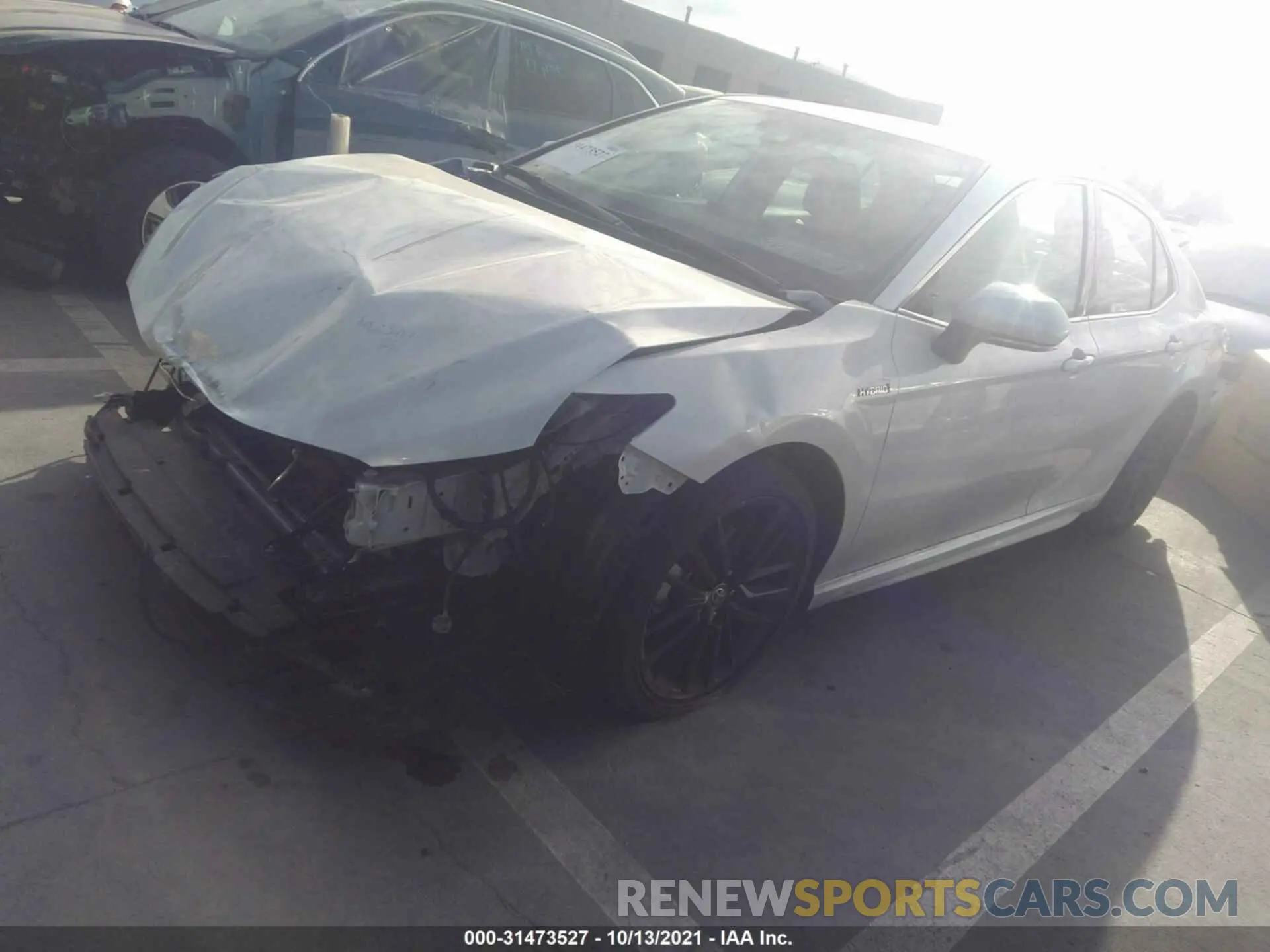 2 fotografías del automóvil dañado 4T1K31AK5MU548365 TOYOTA CAMRY 2021