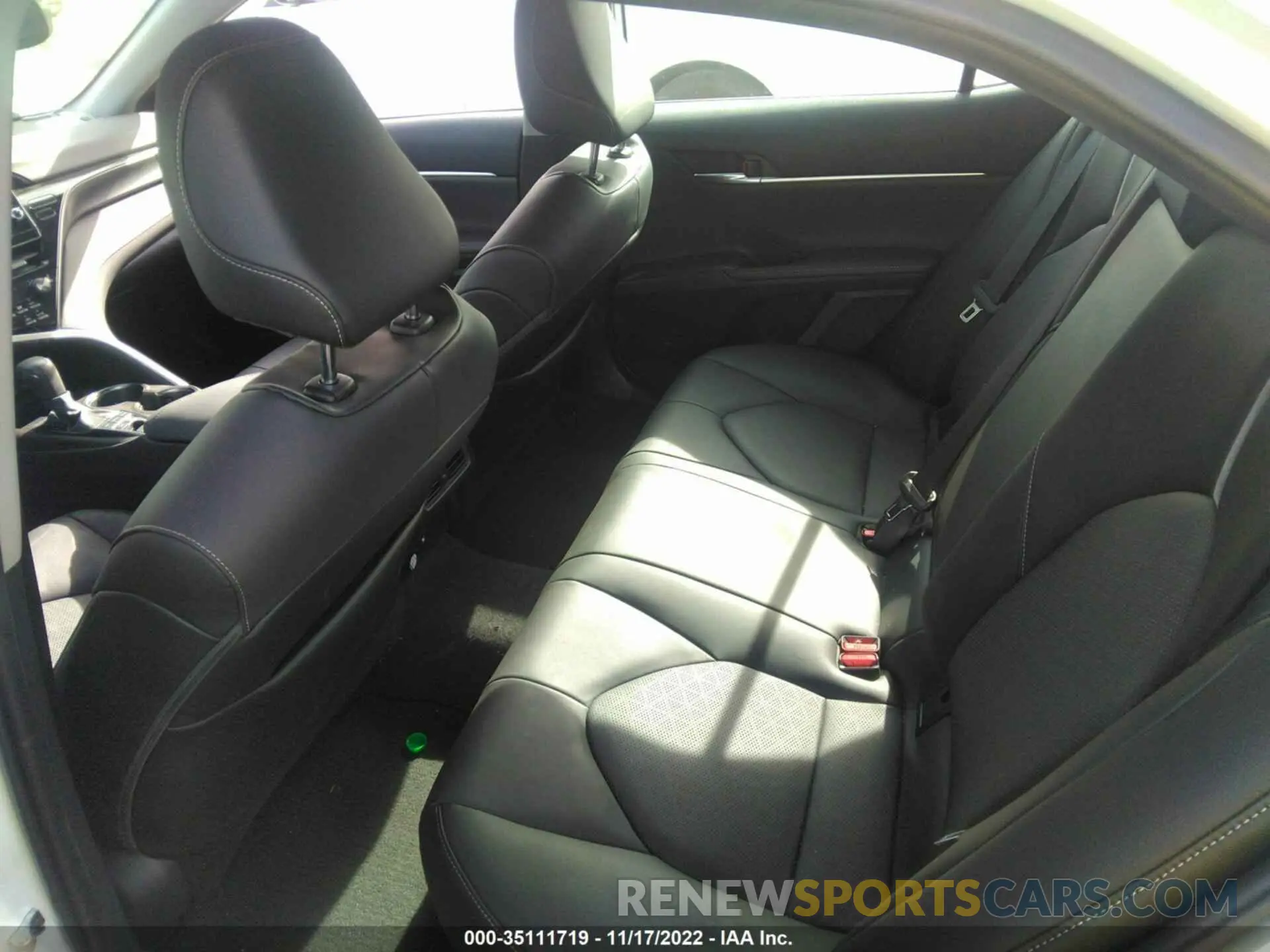 8 fotografías del automóvil dañado 4T1K31AK5MU553159 TOYOTA CAMRY 2021