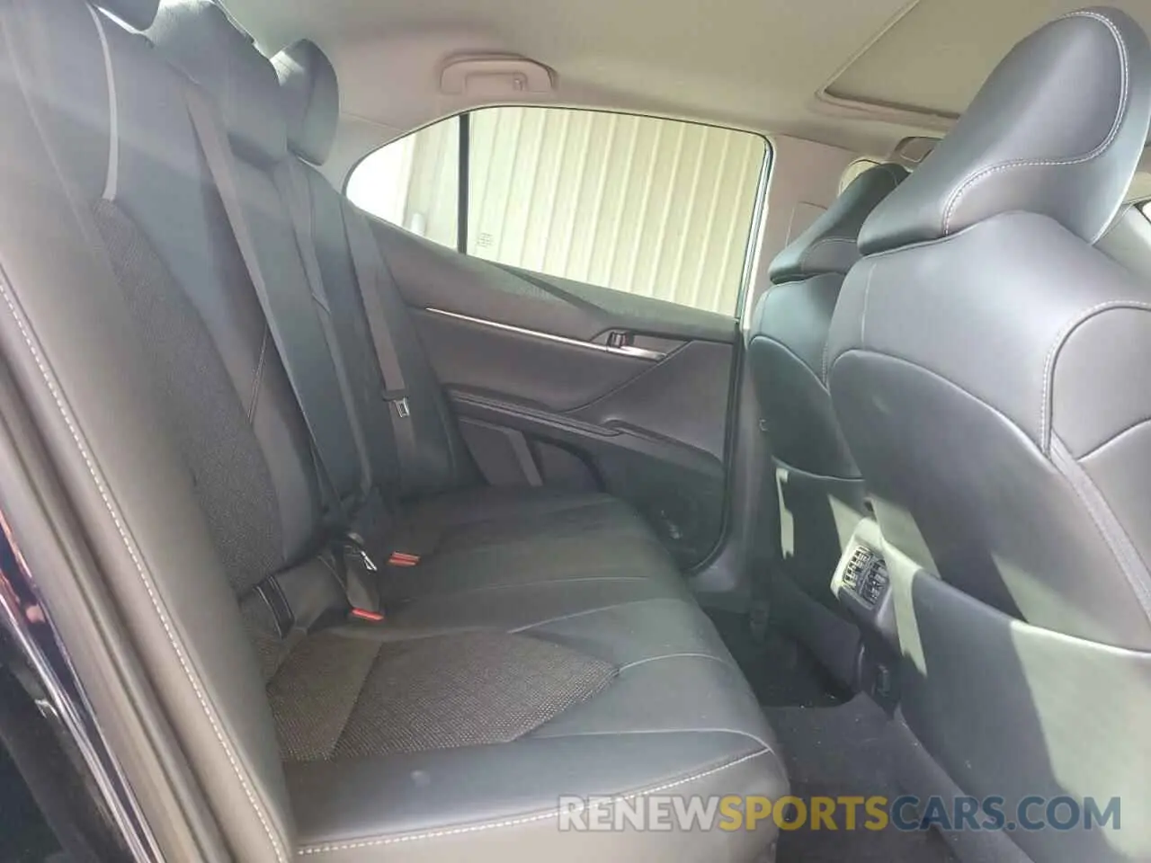 10 fotografías del automóvil dañado 4T1K31AK7MU555995 TOYOTA CAMRY 2021
