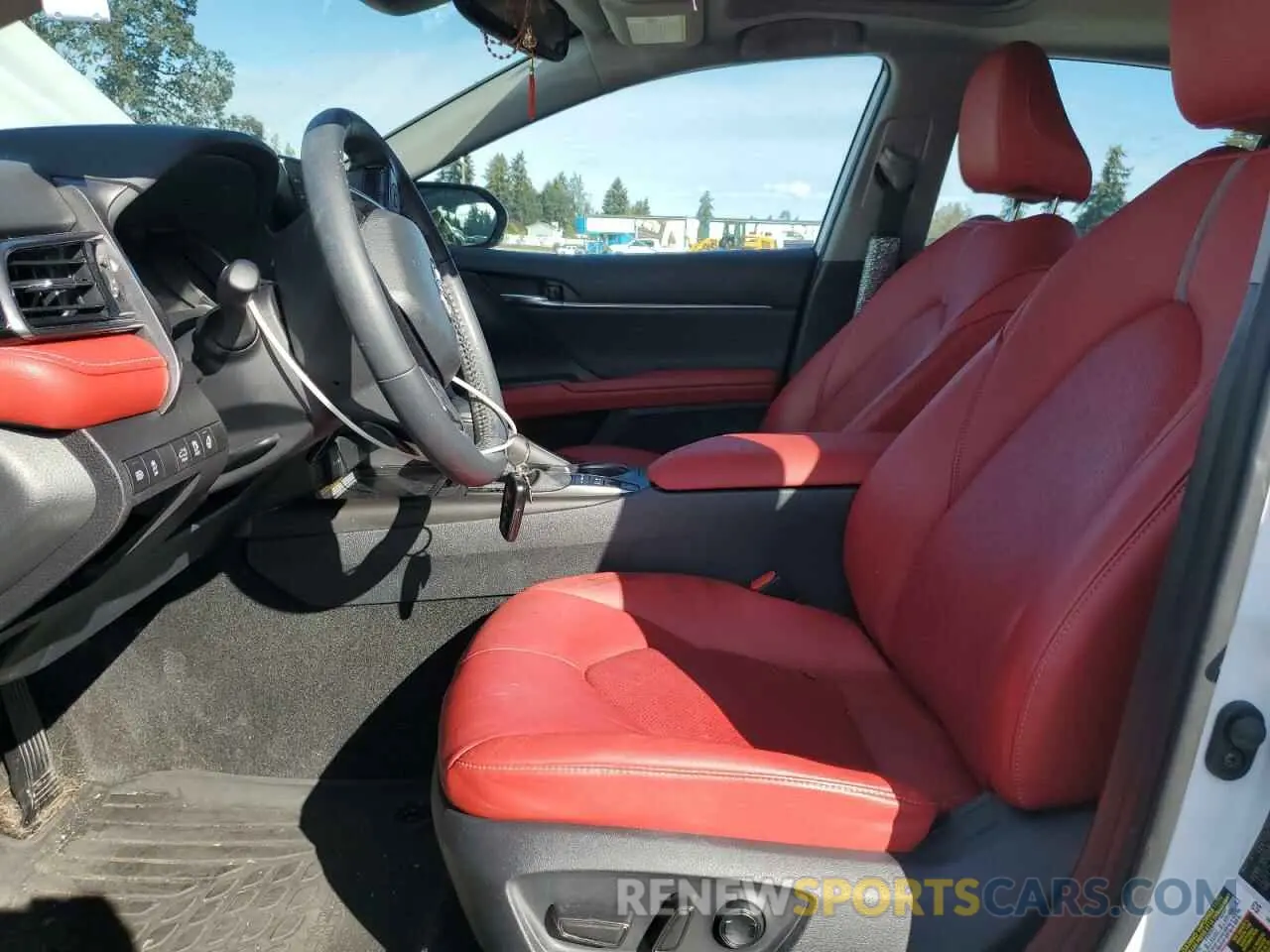 7 fotografías del automóvil dañado 4T1K31AK9MU549051 TOYOTA CAMRY 2021