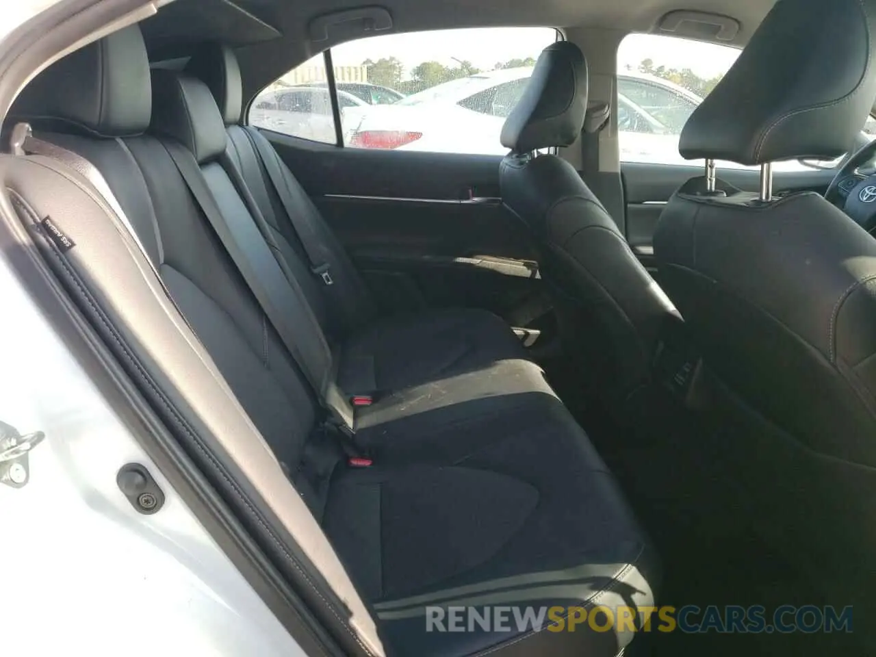 10 fotografías del automóvil dañado 4T1K31AK9MU549695 TOYOTA CAMRY 2021