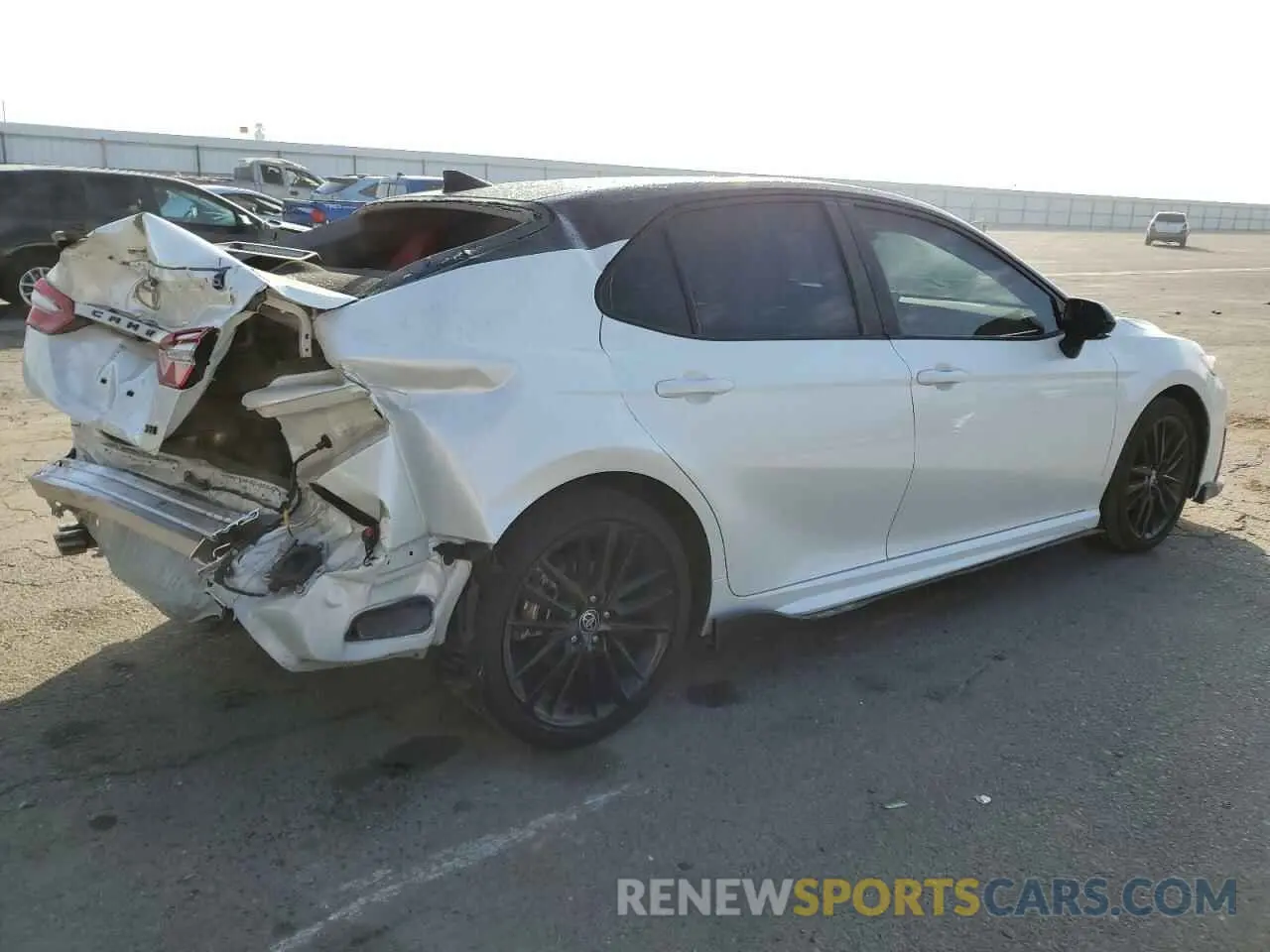 3 fotografías del automóvil dañado 4T1K61AK0MU451677 TOYOTA CAMRY 2021