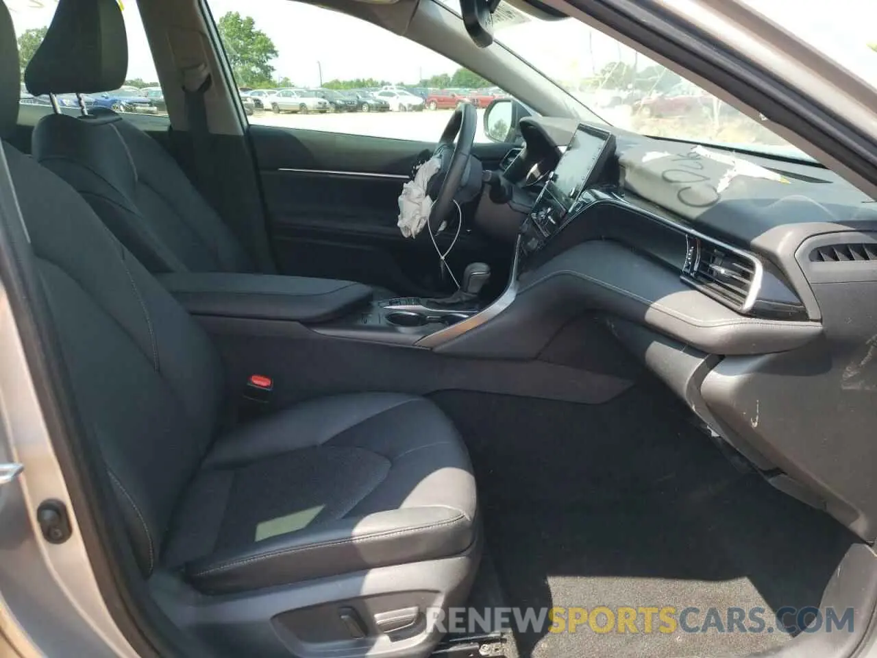 5 fotografías del automóvil dañado 4T1K61AK0MU543727 TOYOTA CAMRY 2021