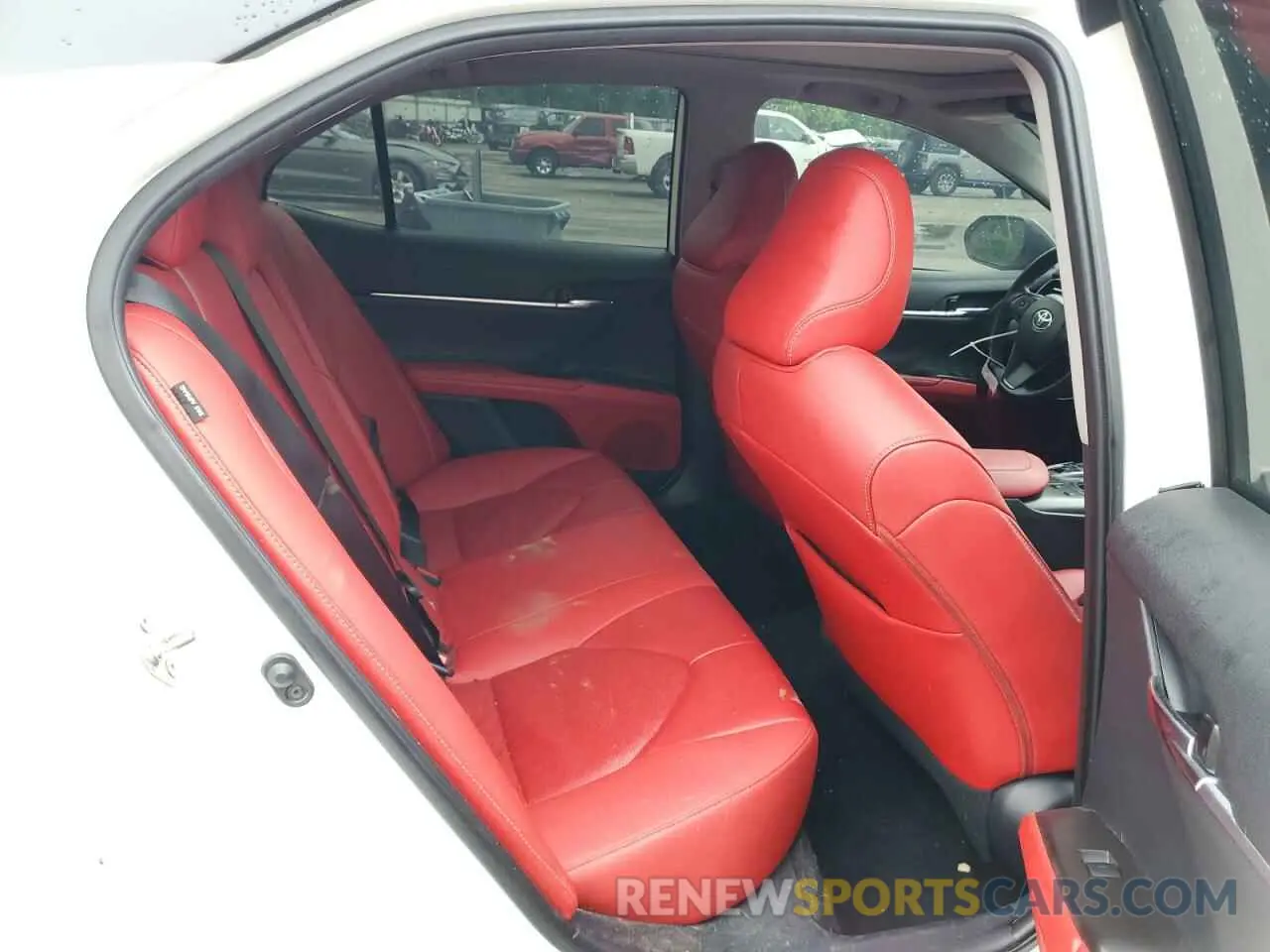 10 fotografías del automóvil dañado 4T1K61AK1MU406148 TOYOTA CAMRY 2021