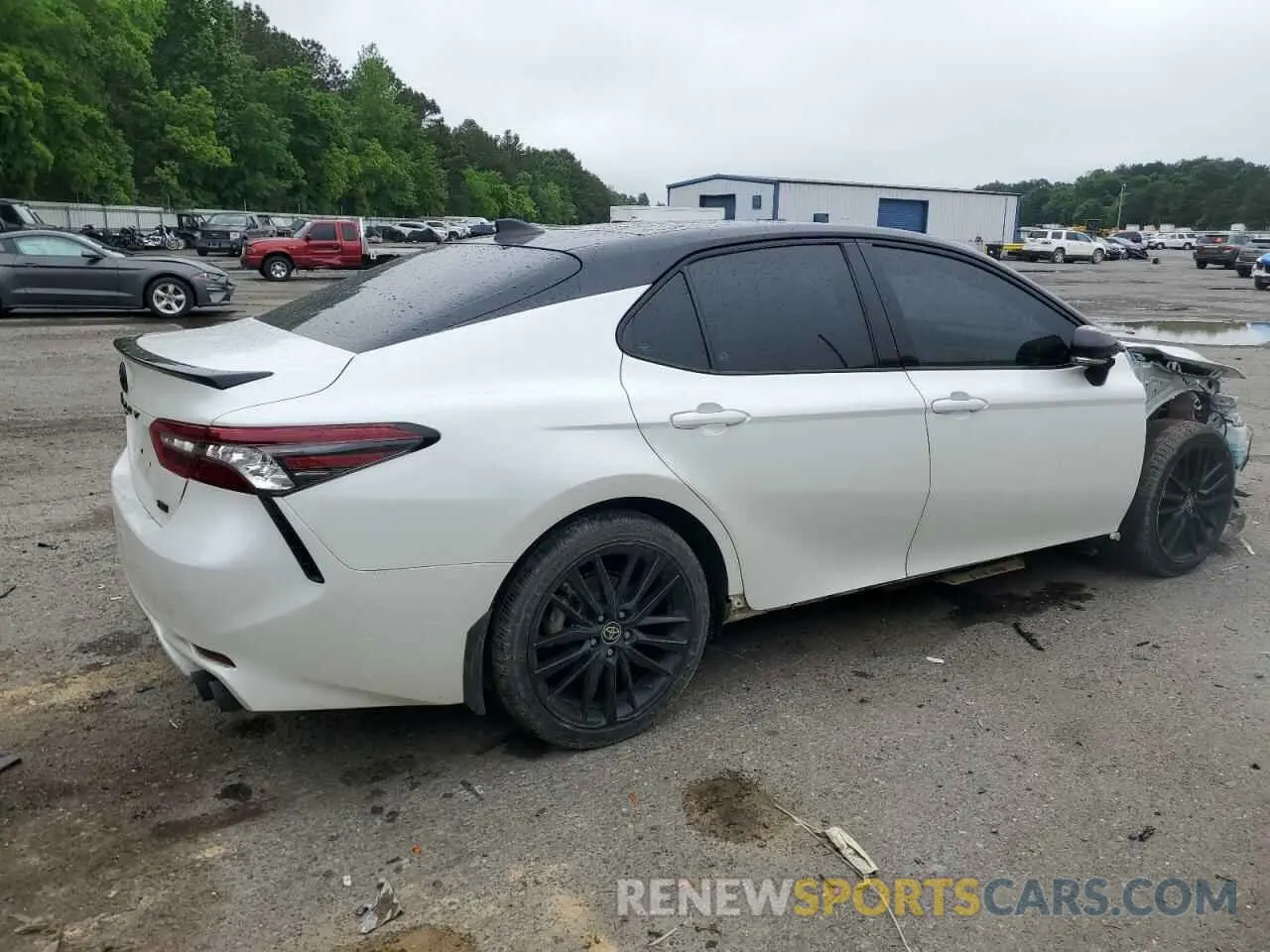 3 fotografías del automóvil dañado 4T1K61AK1MU406148 TOYOTA CAMRY 2021