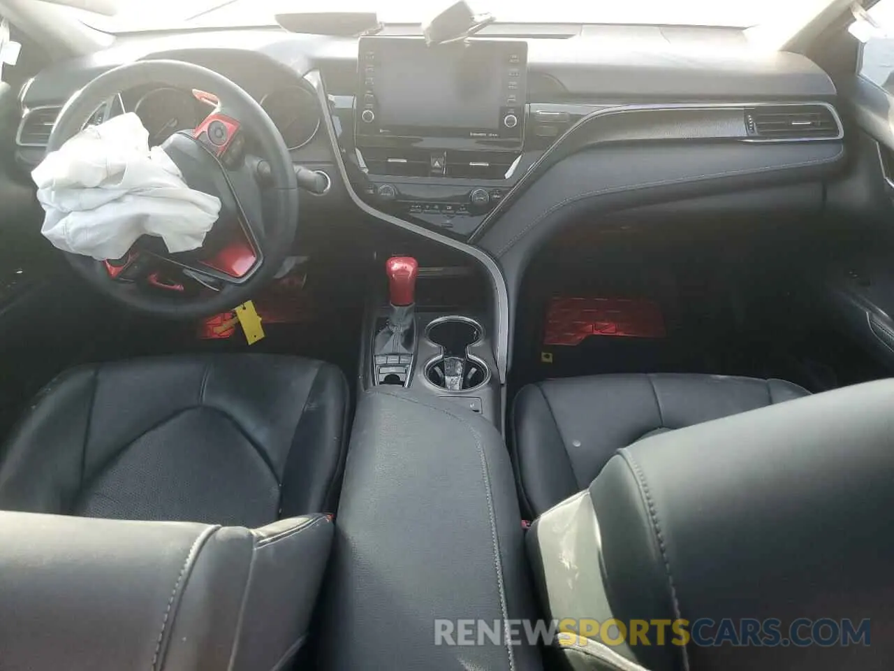 8 fotografías del automóvil dañado 4T1K61AK1MU426920 TOYOTA CAMRY 2021