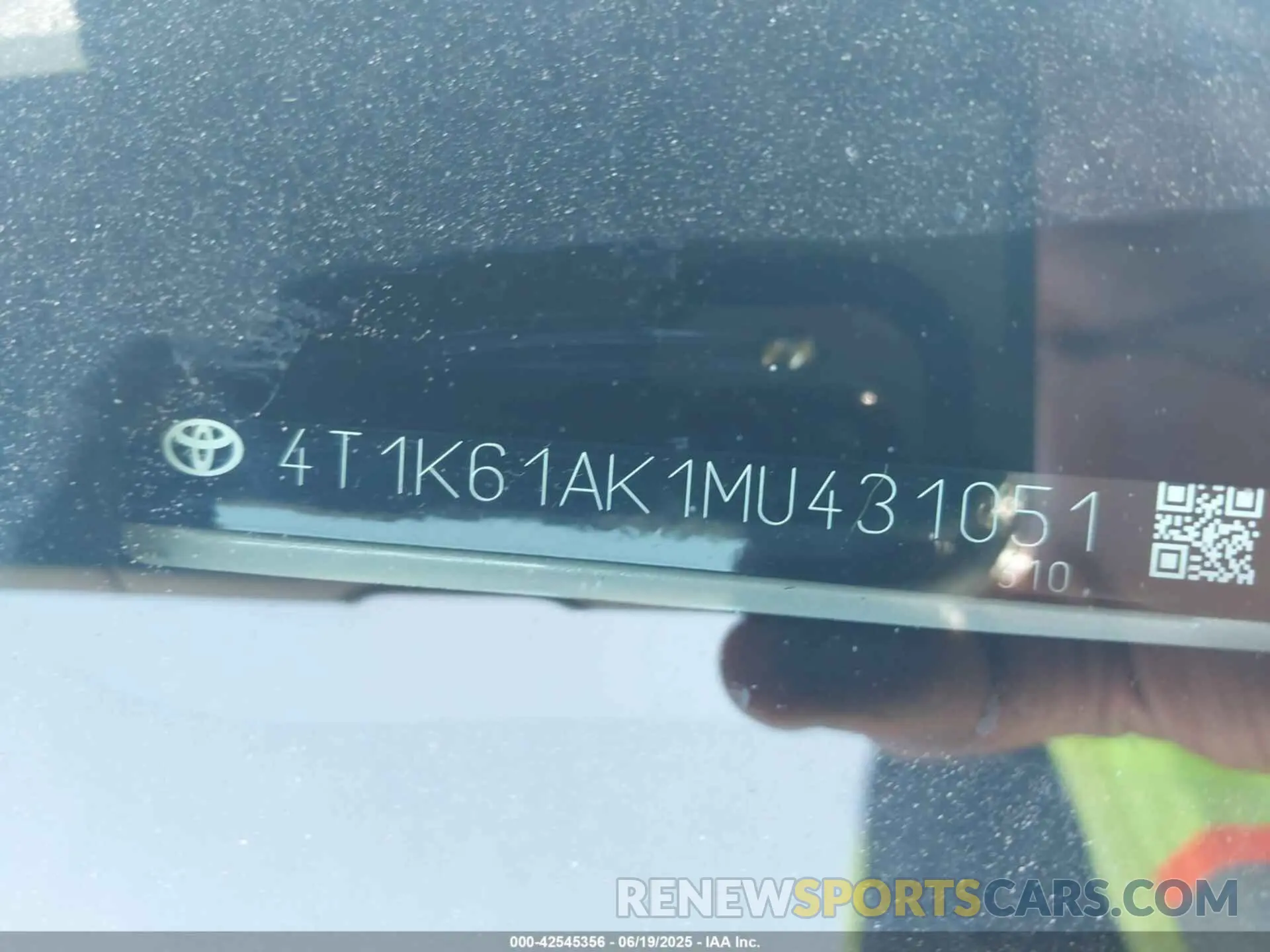 17 fotografías del automóvil dañado 4T1K61AK1MU431051 TOYOTA CAMRY 2021