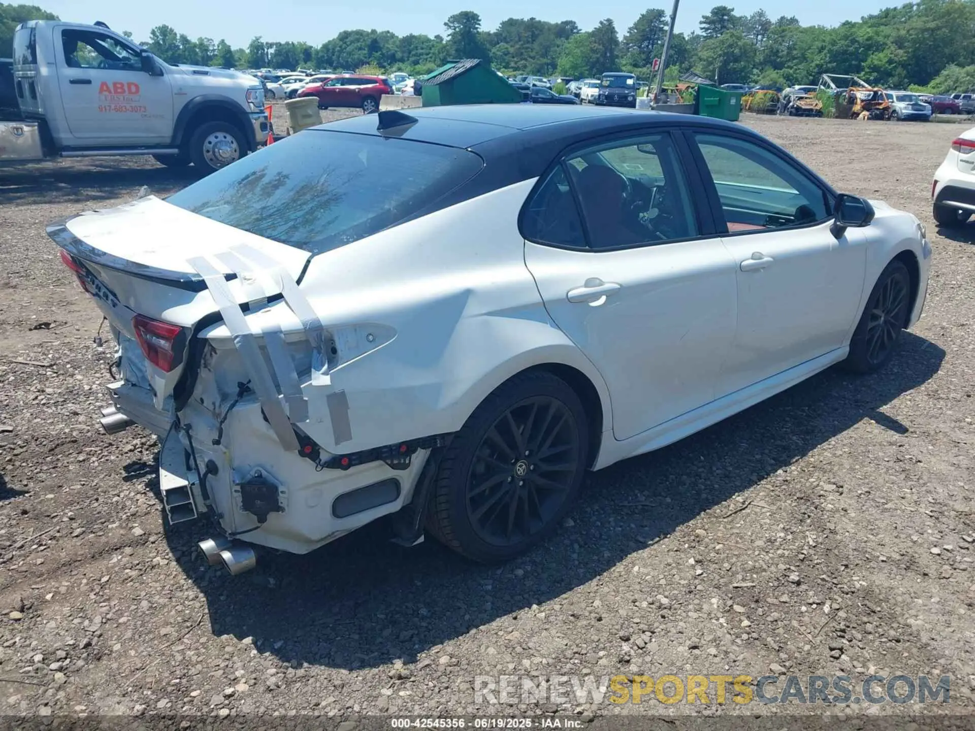 4 fotografías del automóvil dañado 4T1K61AK1MU431051 TOYOTA CAMRY 2021