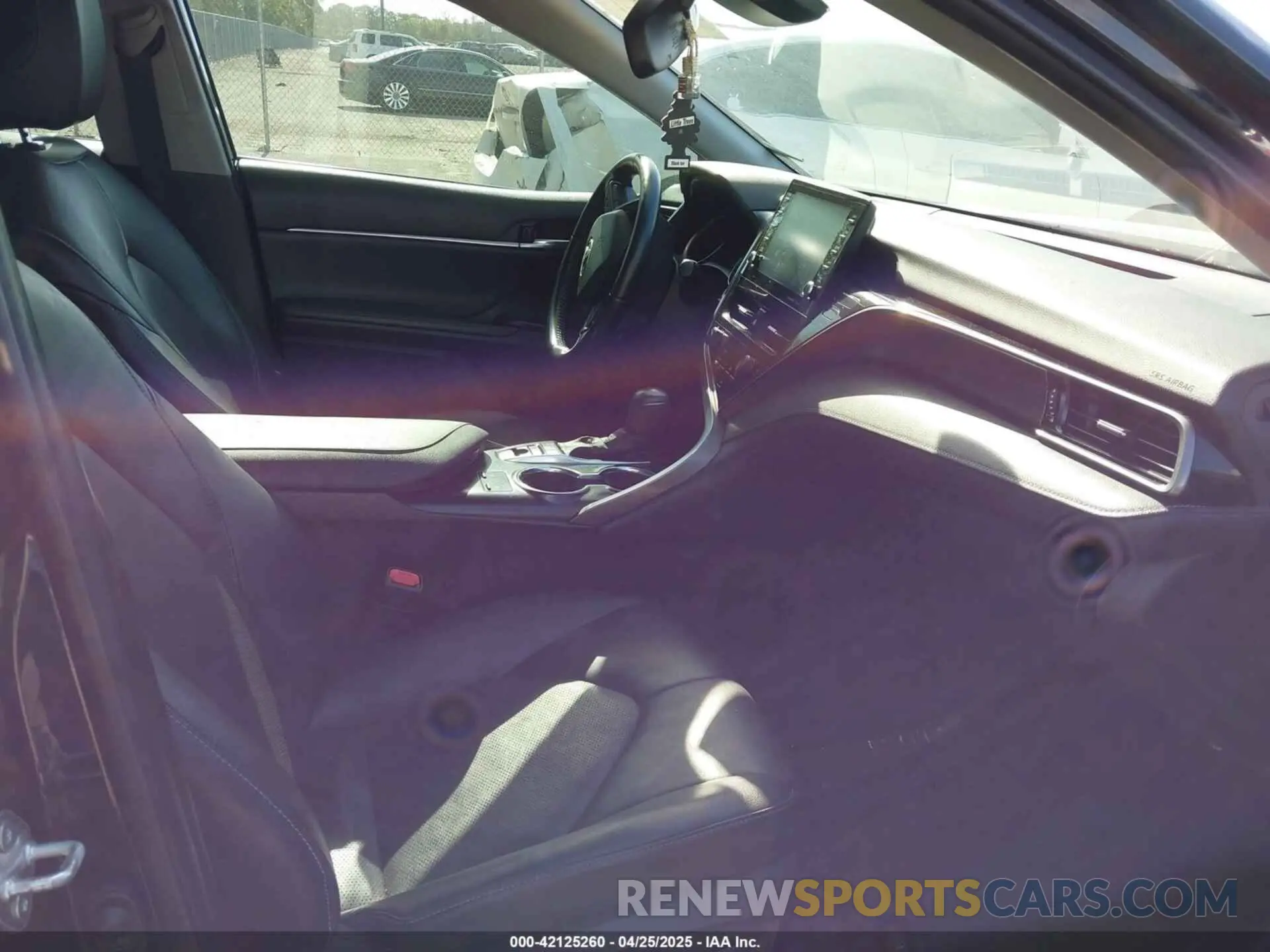 5 fotografías del automóvil dañado 4T1K61AK1MU454118 TOYOTA CAMRY 2021