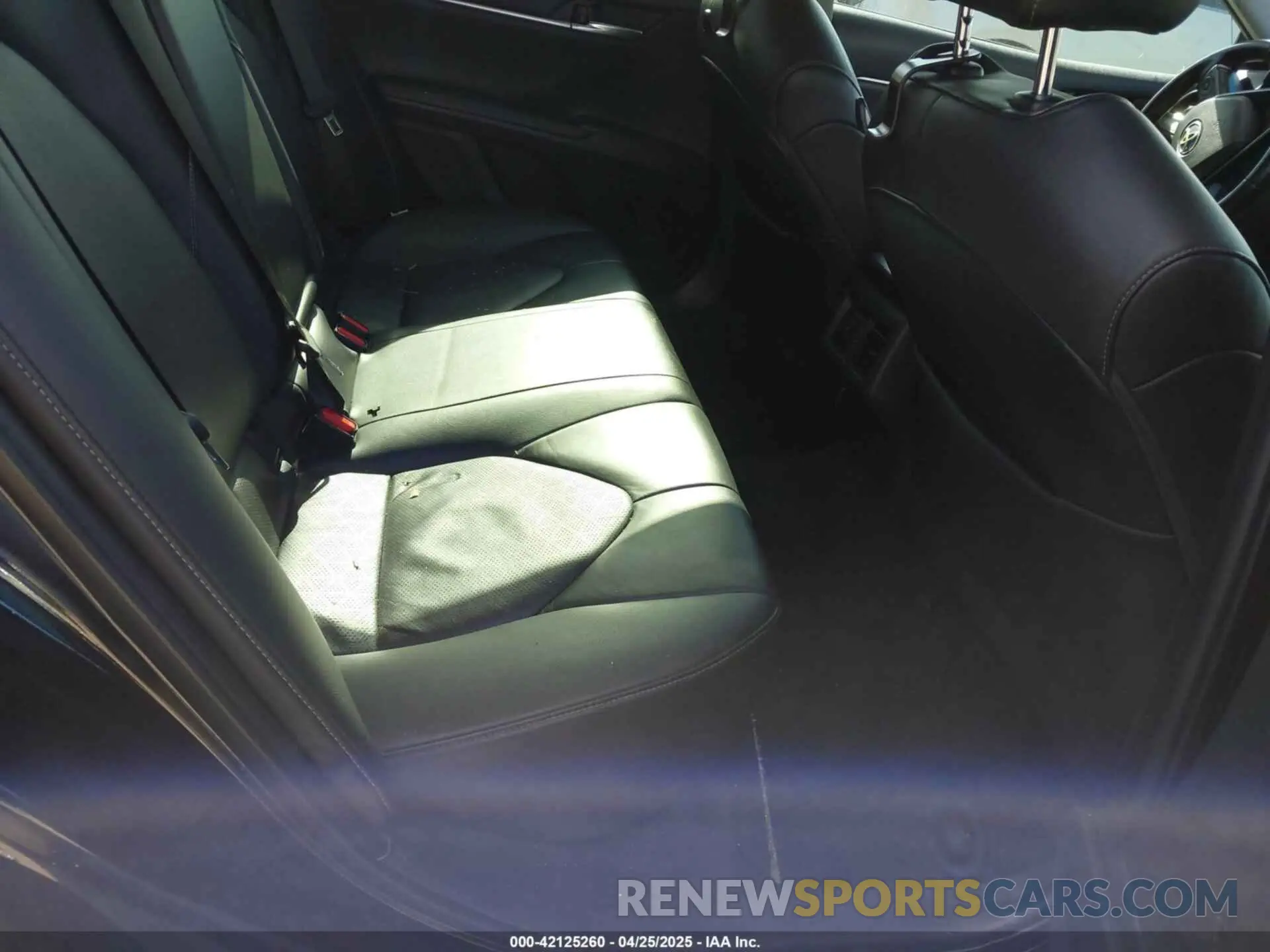 8 fotografías del automóvil dañado 4T1K61AK1MU454118 TOYOTA CAMRY 2021