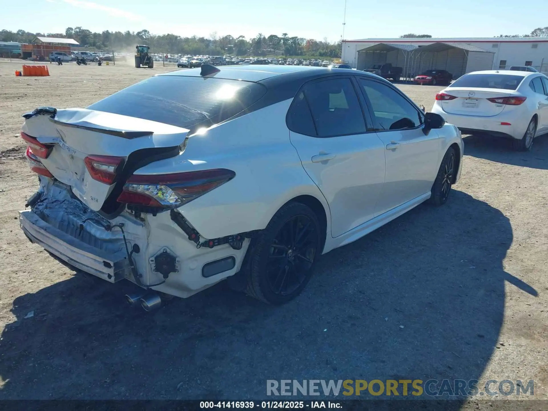 4 fotografías del automóvil dañado 4T1K61AK1MU479021 TOYOTA CAMRY 2021
